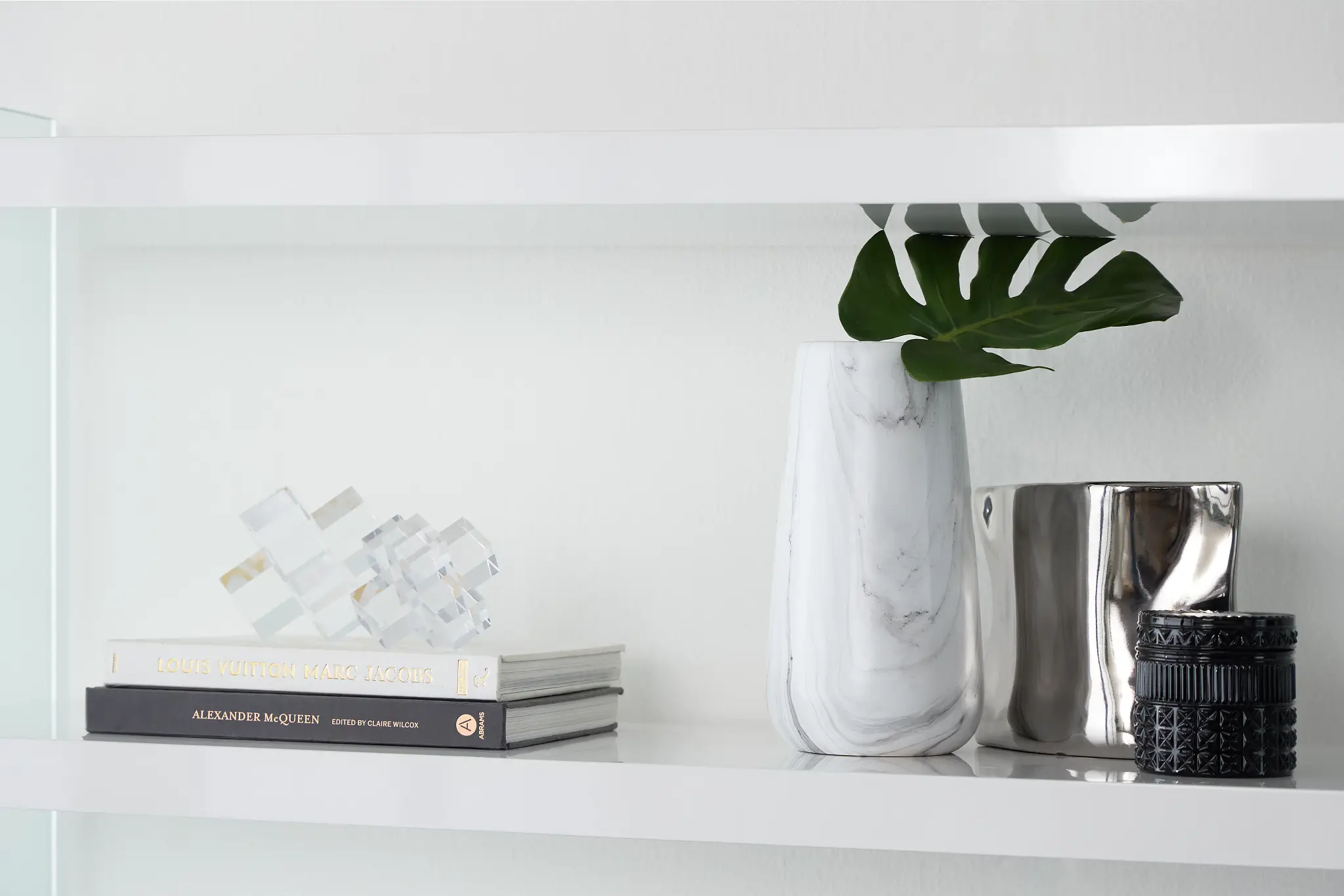 Stellan White Large Vase Stellan White Large Vase