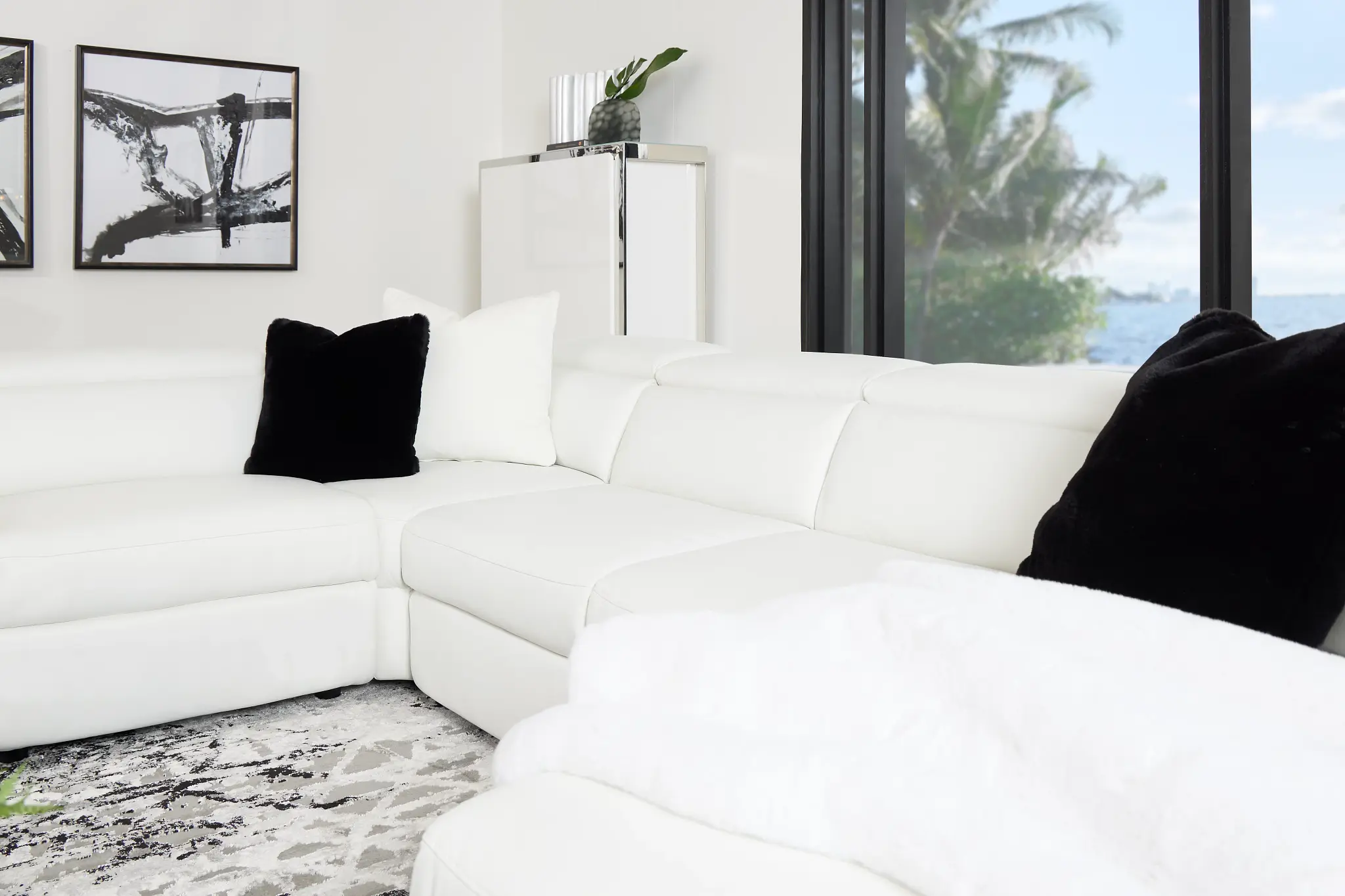 Melody White Storage Medium Right Power Reclining Chaise Sleeper Sect Melody White Storage Medium Right Power Reclining Chaise Sleeper Sect