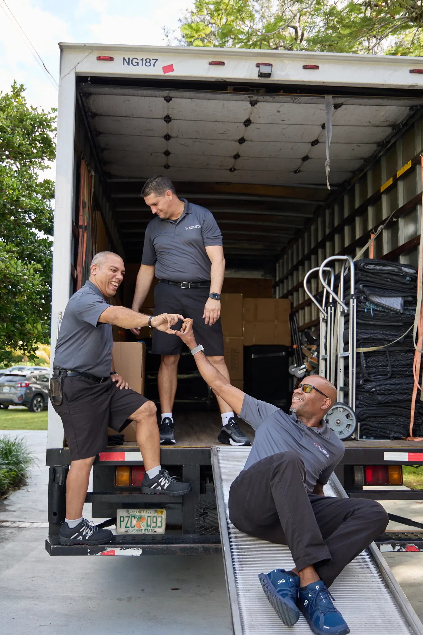 Tips for Coordinating Furniture Delivery Before Move-In Tips for Coordinating Furniture Delivery Before Move-In