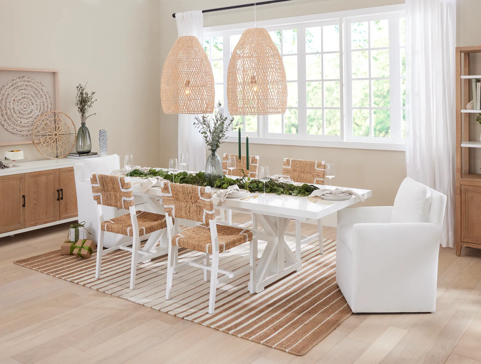  Nantucket Dining Table