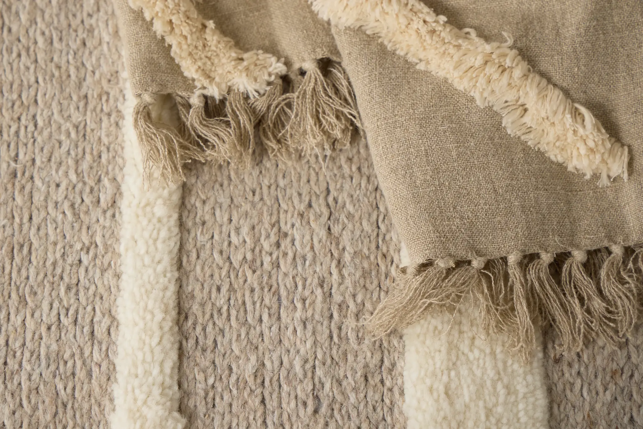 Lanisa Beige 8x10 Area Rug Lanisa Beige 8x10 Area Rug