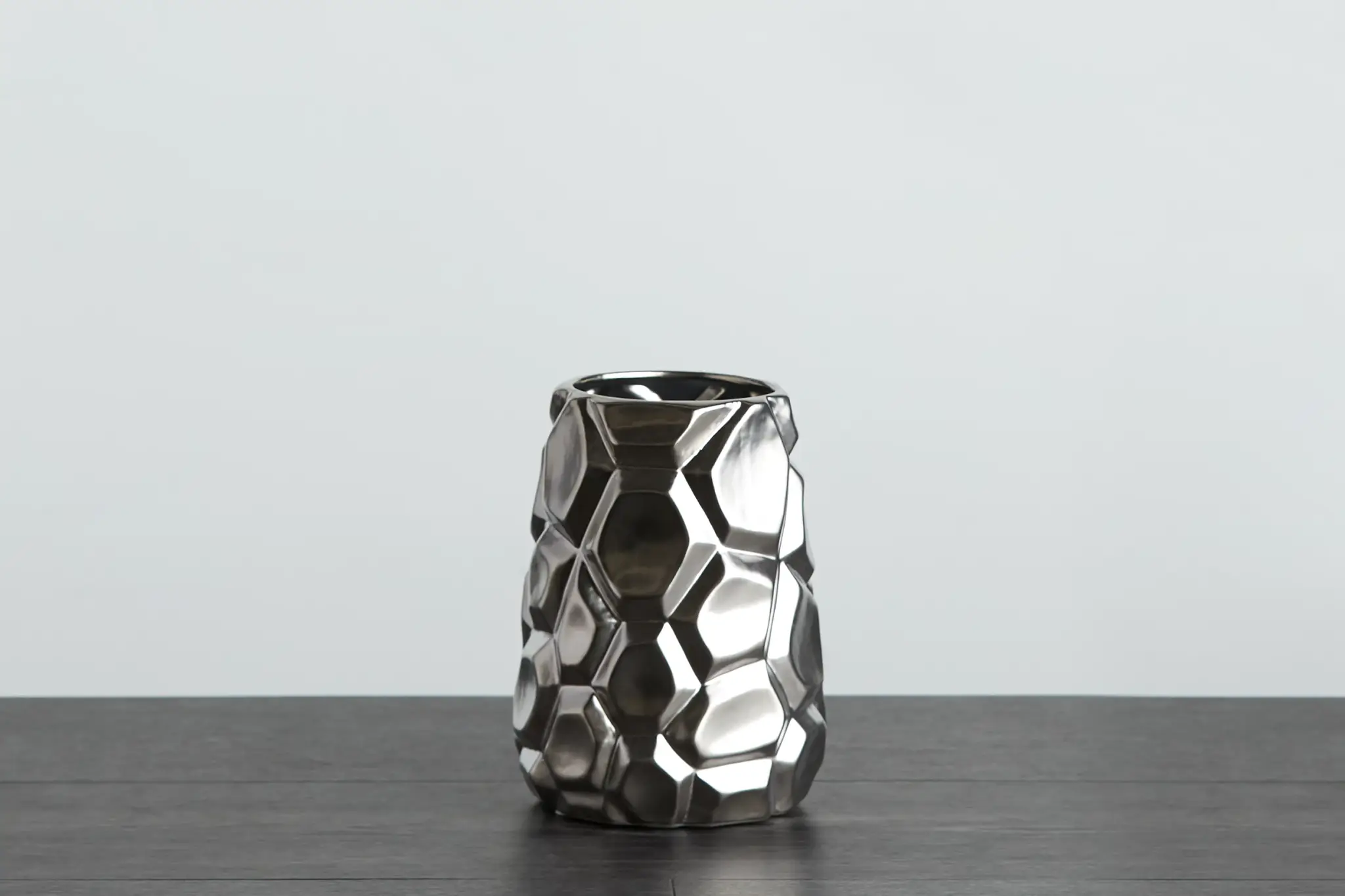 Suri Ceramic Vase Suri Ceramic Vase