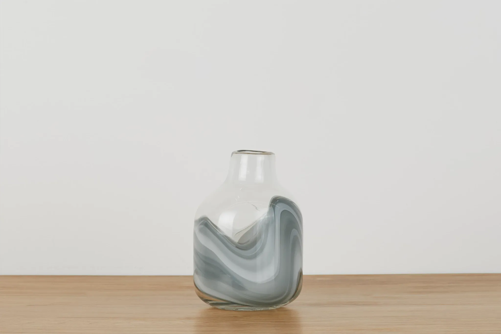 Arya Gray Short Vase
