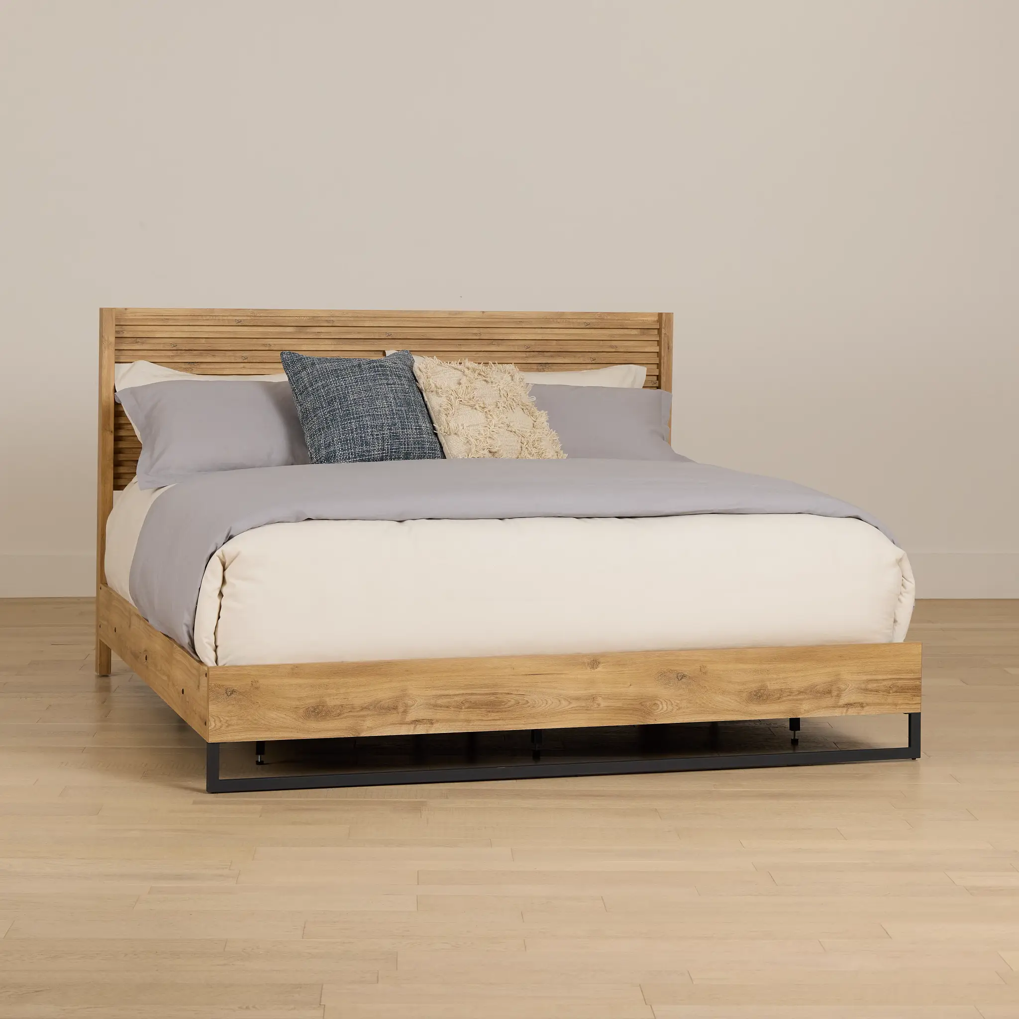 Perry Light Tone Panel Bed Perry Light Tone Panel Bed