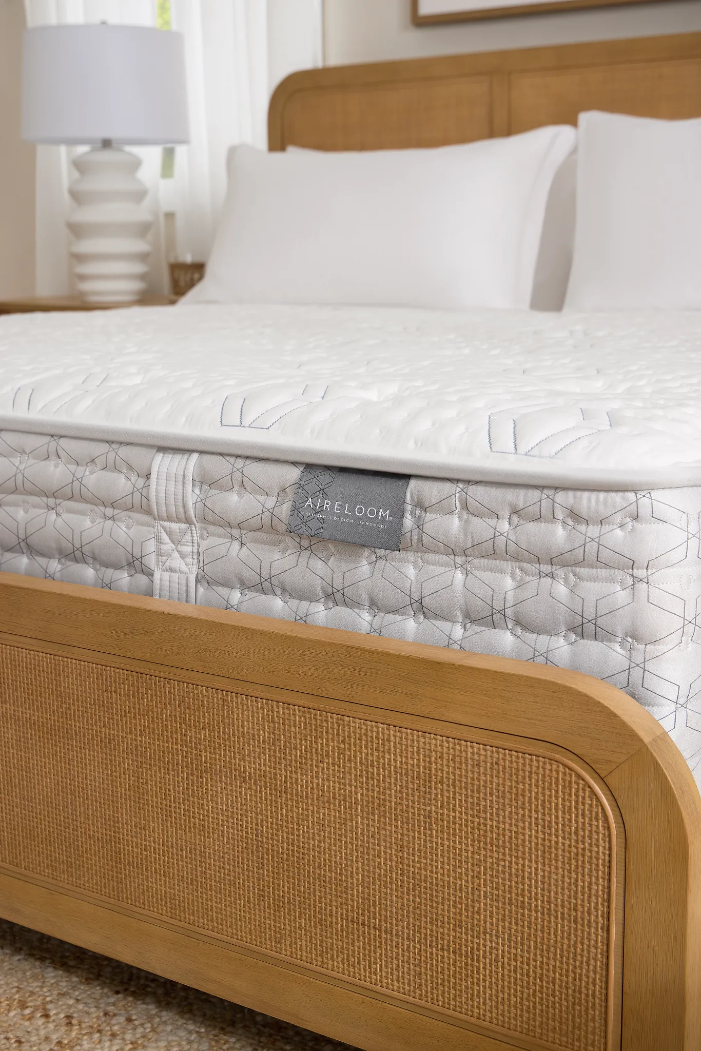 Aireloom Timeless Odyssey Streamline Firm 14" Mattress