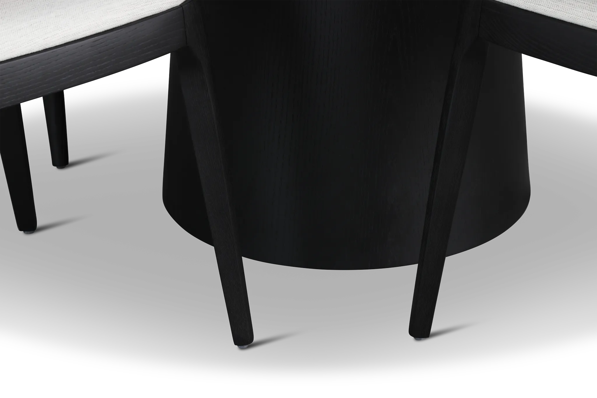 Nomad Black 47" Round Table & 4 Light Beige Chairs W/ Black Legs