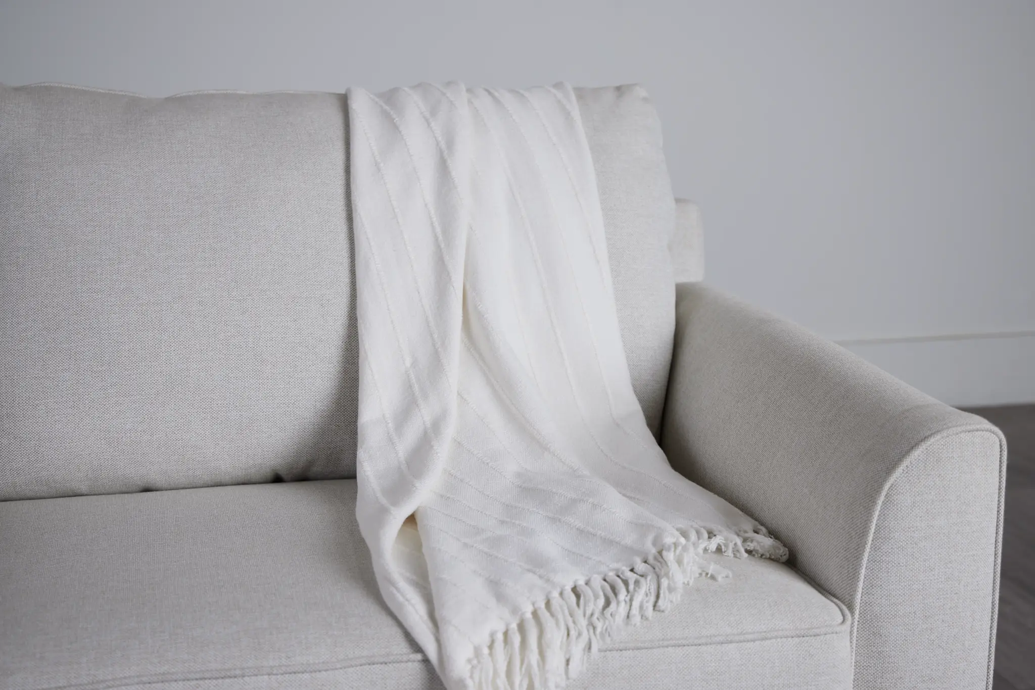 Ames White Throw Ames White Throw