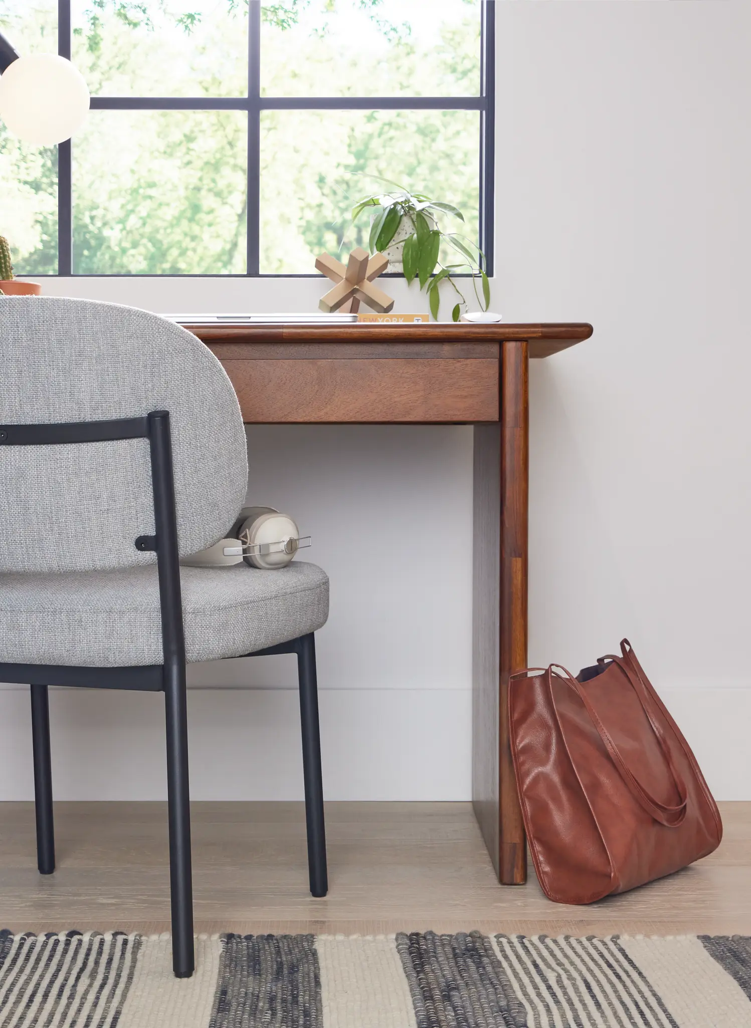 Bowery Dark Tone Desk Bowery Dark Tone Desk