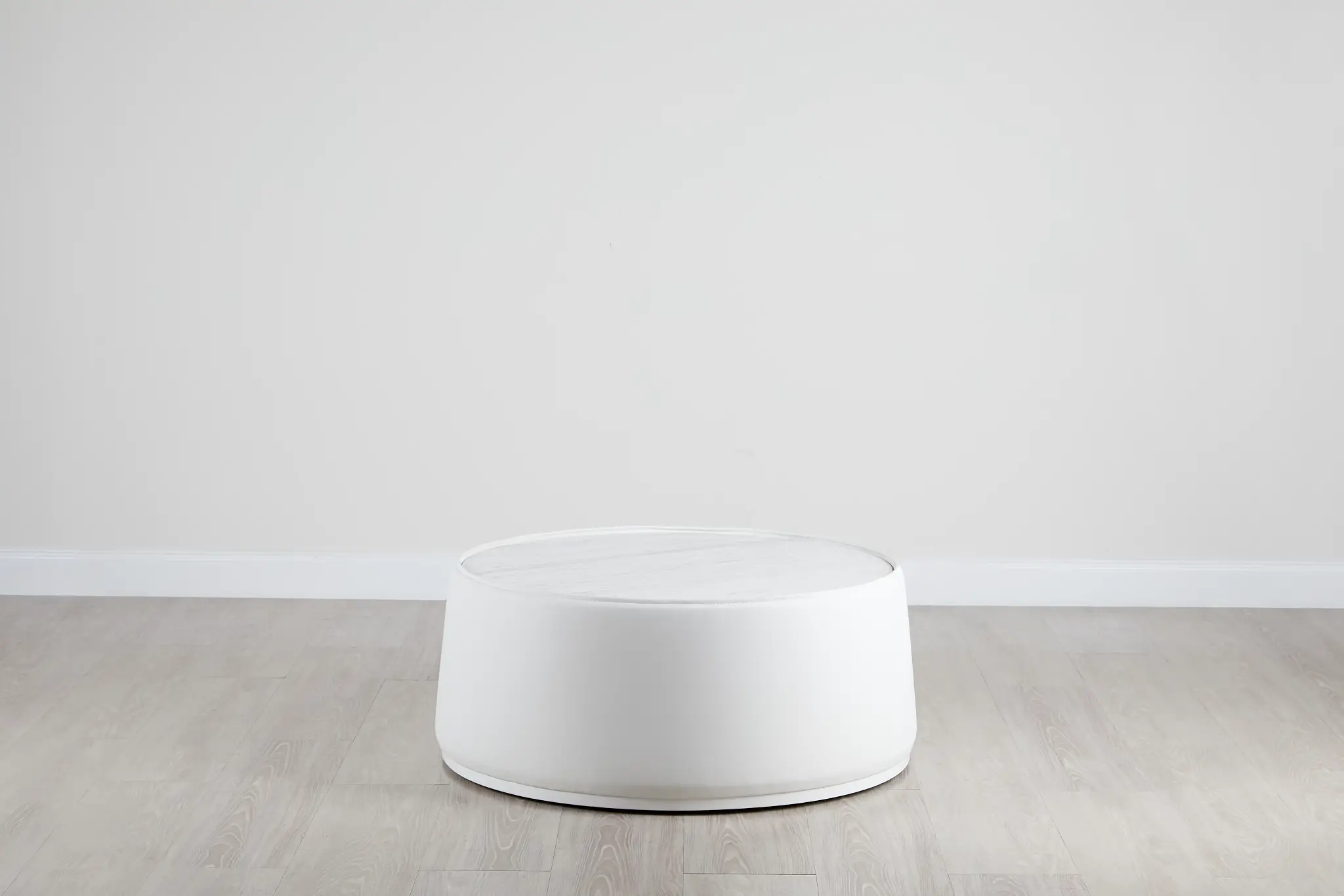 Ocean Drive White Marble Round Coffee Table Ocean Drive White Marble Round Coffee Table