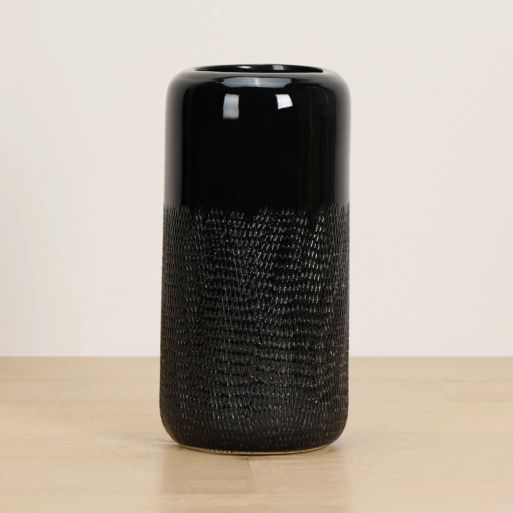 Takumi Black Small Vase