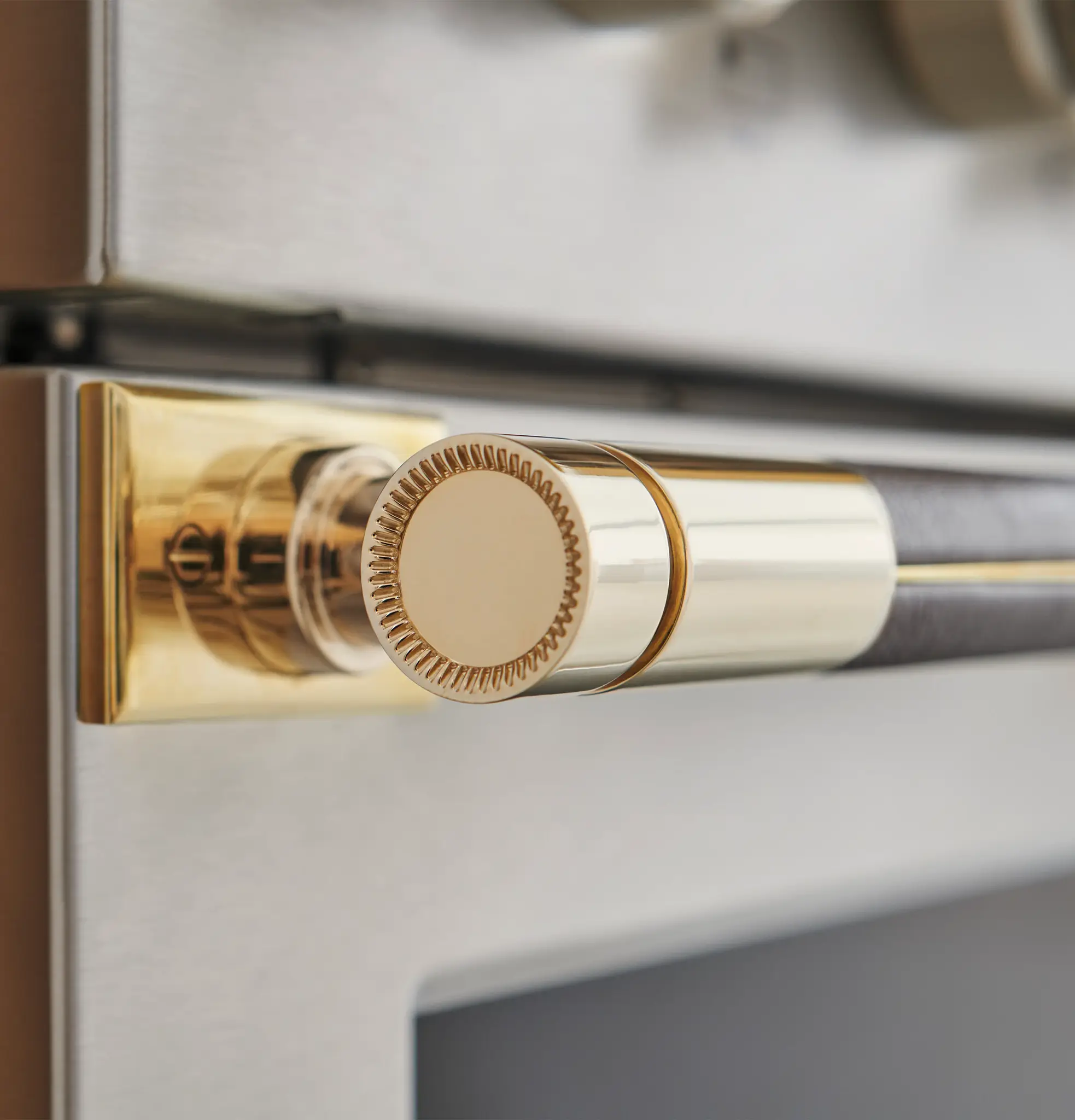 Monogram 36 Series Gold 36" Range Handle Monogram 36 Series Gold 36" Range Handle