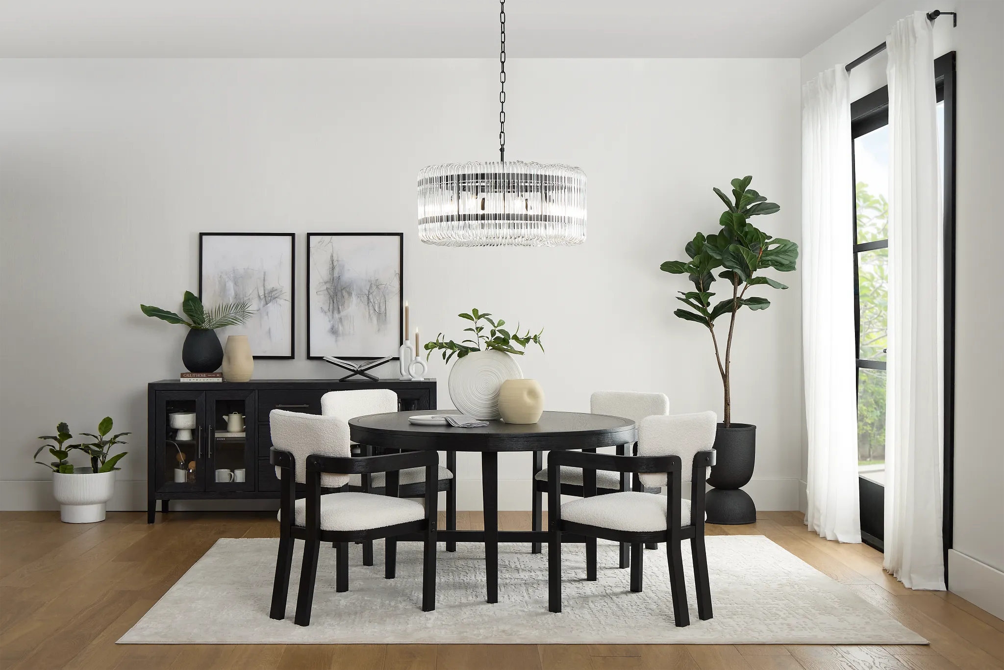 Alden Black Round Table & 4 Chairs