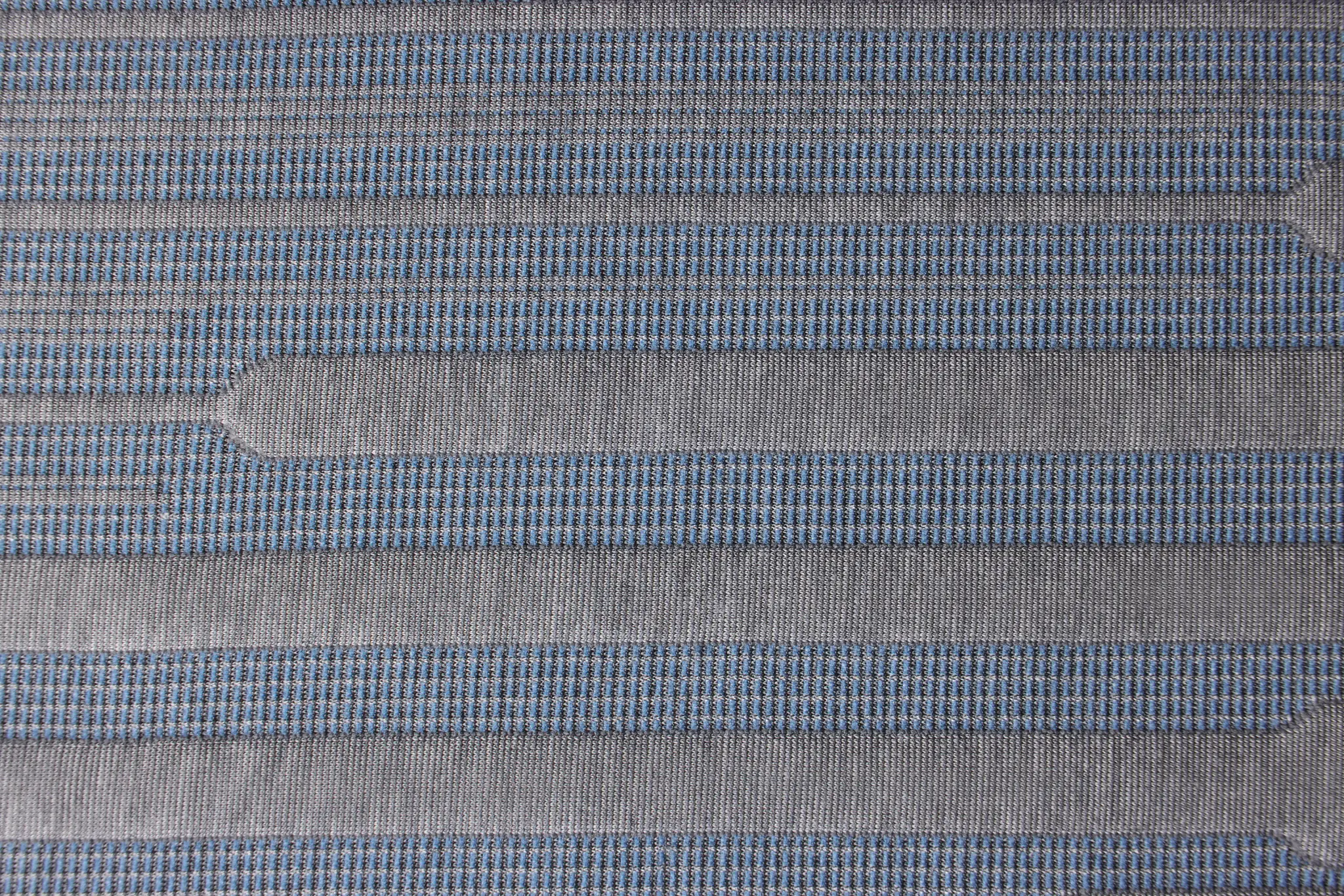 Kevin Charles By Sealy Hybrid Medium Mattress Set Kevin Charles By Sealy Hybrid Medium Mattress Set