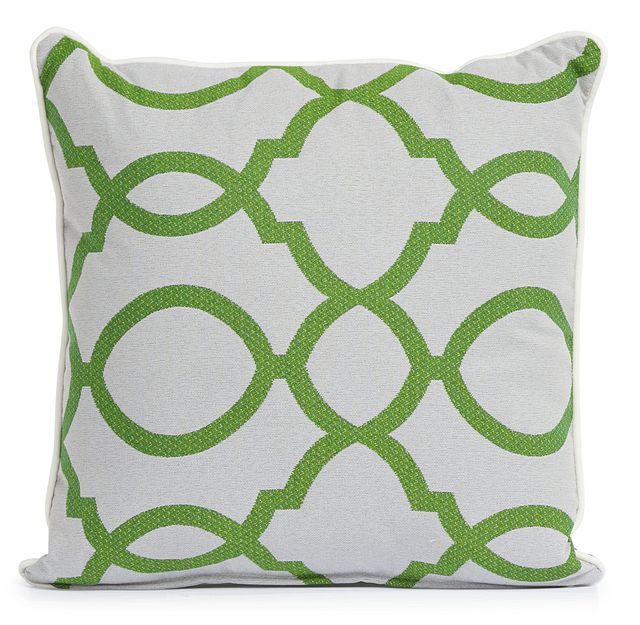 Clover Green 18" Indoor/outdoor Square Accent Pillow