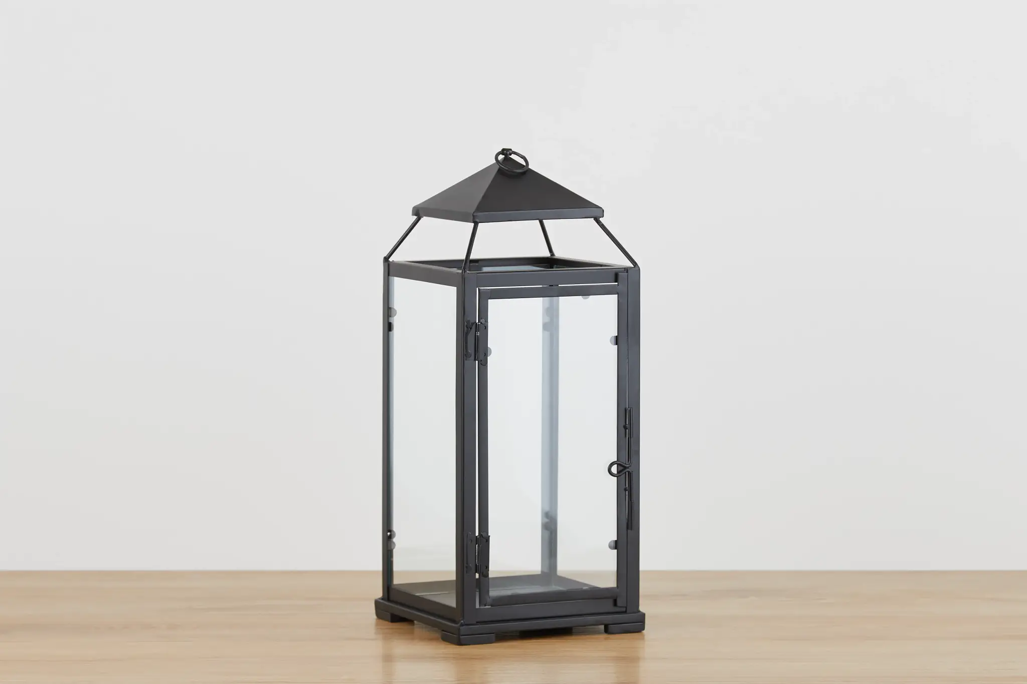 El Paso Black Medium Lantern El Paso Black Medium Lantern
