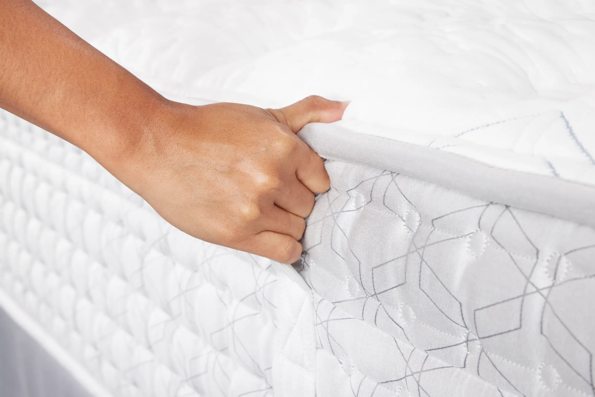 Aireloom Timeless Odyssey Streamline Luxury Firm 14.5" Mattress