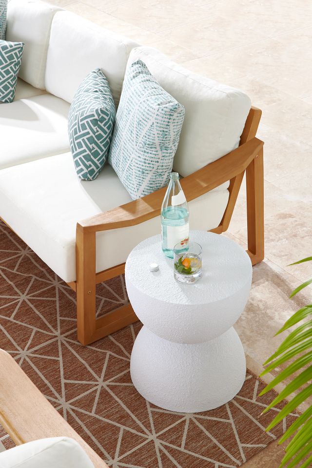 Jacy White 18" Accent Table