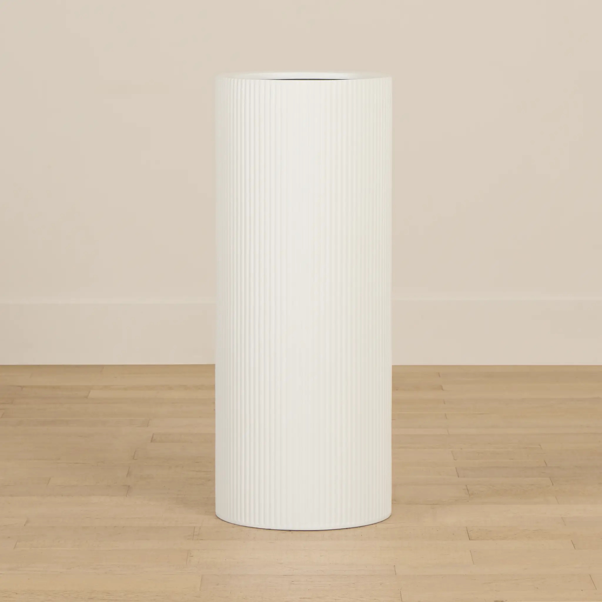 Cosmo White Large Planter Cosmo White Large Planter