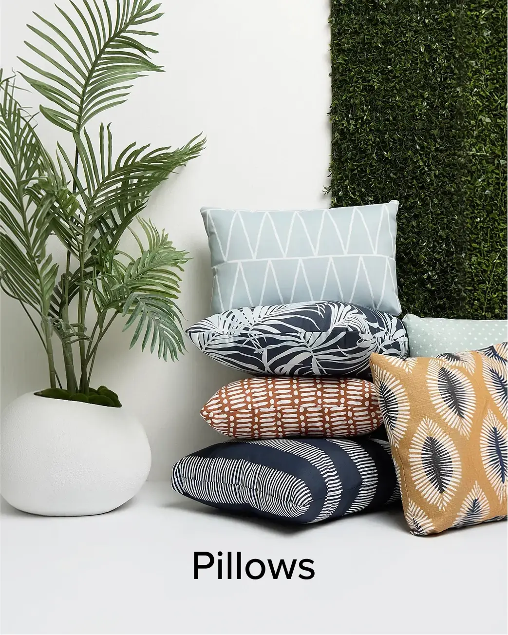 MAR15368-0627-0206-FebBrand-OutdoorPillows-ECB-XLG.jpg MAR15368-0627-0206-FebBrand-OutdoorPillows-ECB-XLG.jpg