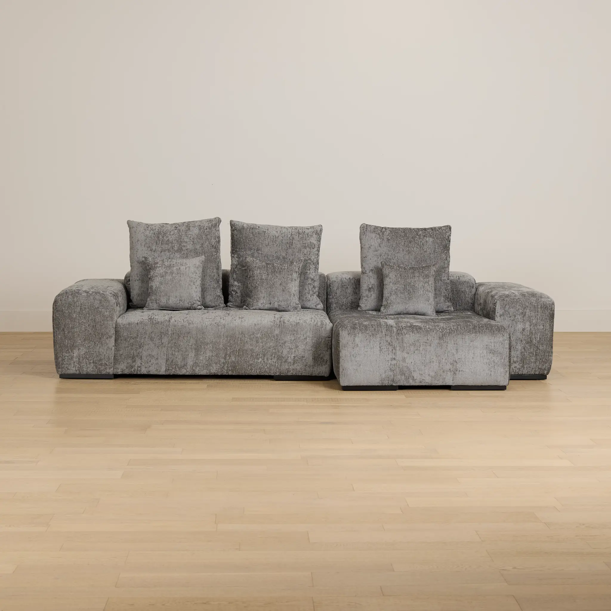Skylar Gray Fabric Right Chaise Sectional Skylar Gray Fabric Right Chaise Sectional
