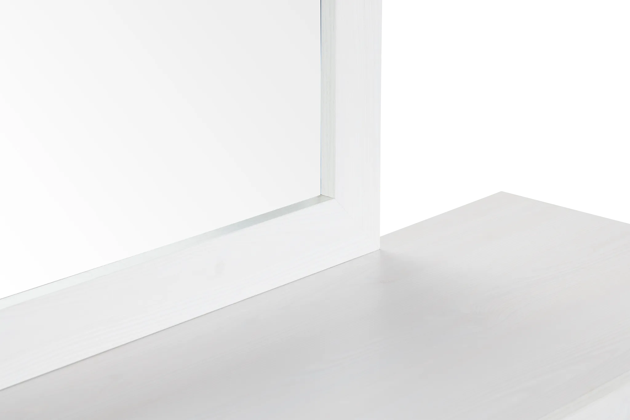 Ollie White Dresser & Mirror