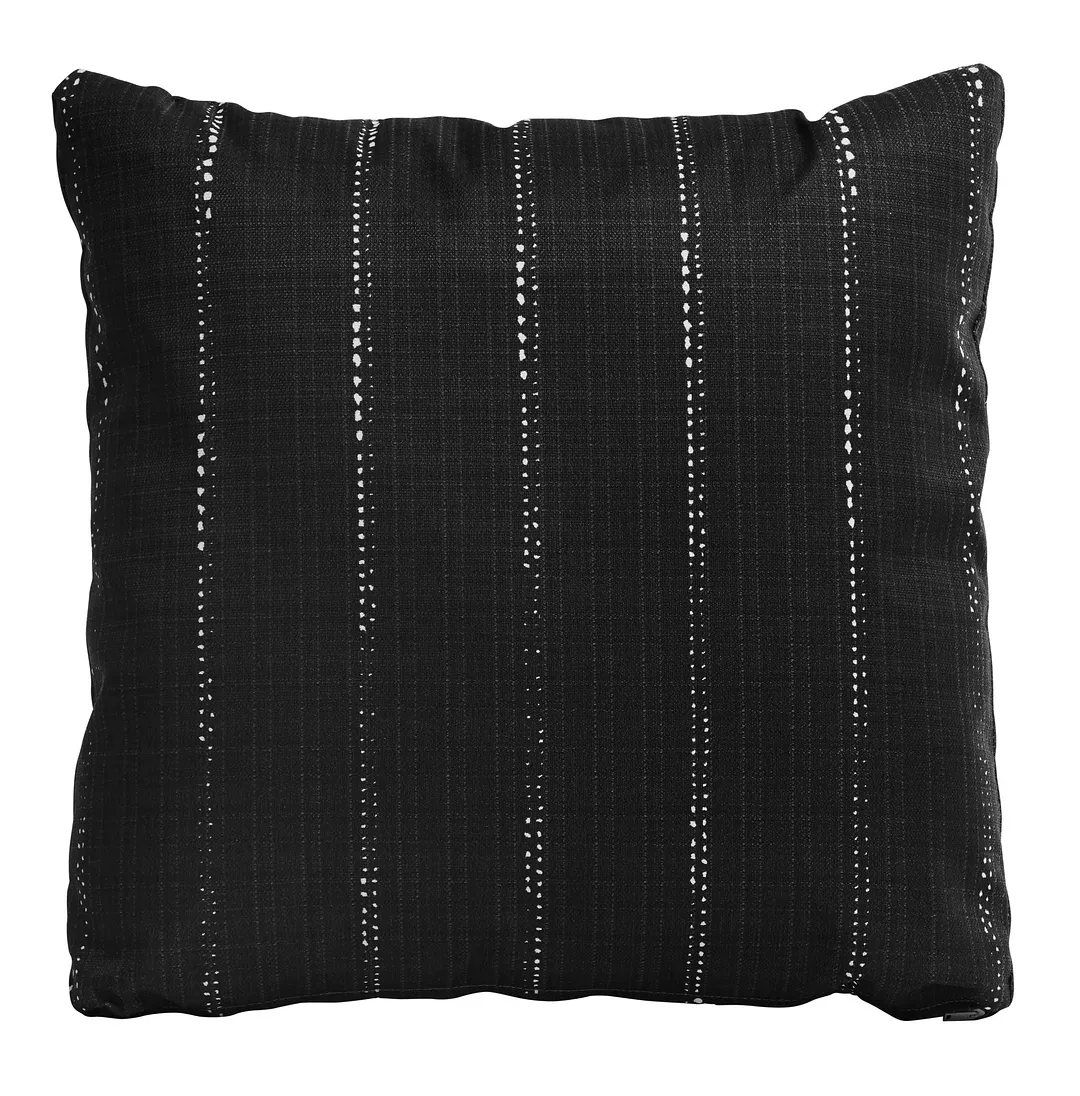 Carlo Black 20" Indoor/outdoor Accent Pillow