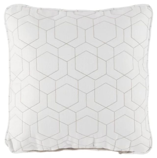 Laranae Ivory 18" Indoor/outdoor Square Accent Pillow
