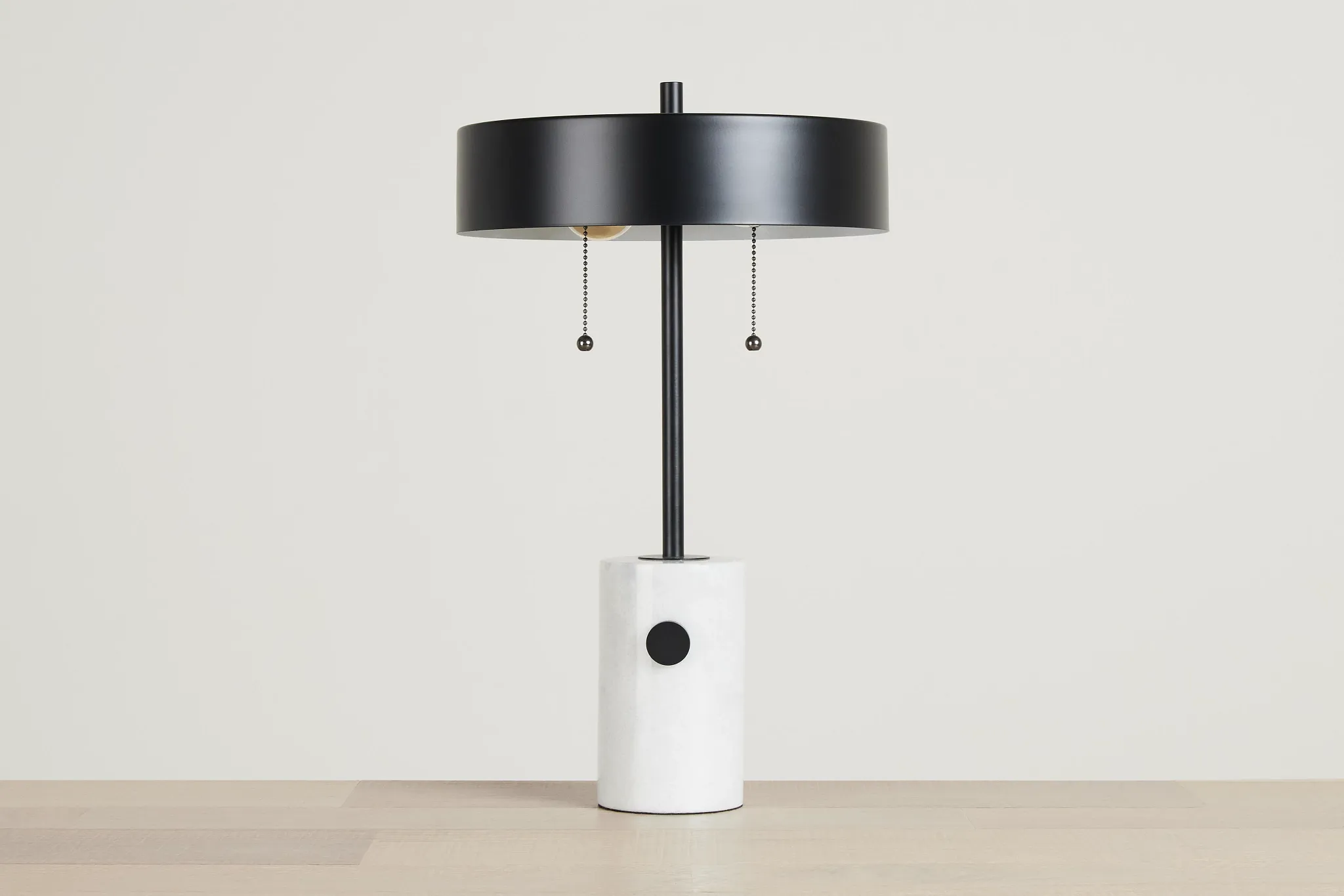 Bova Black Metal Table Lamp