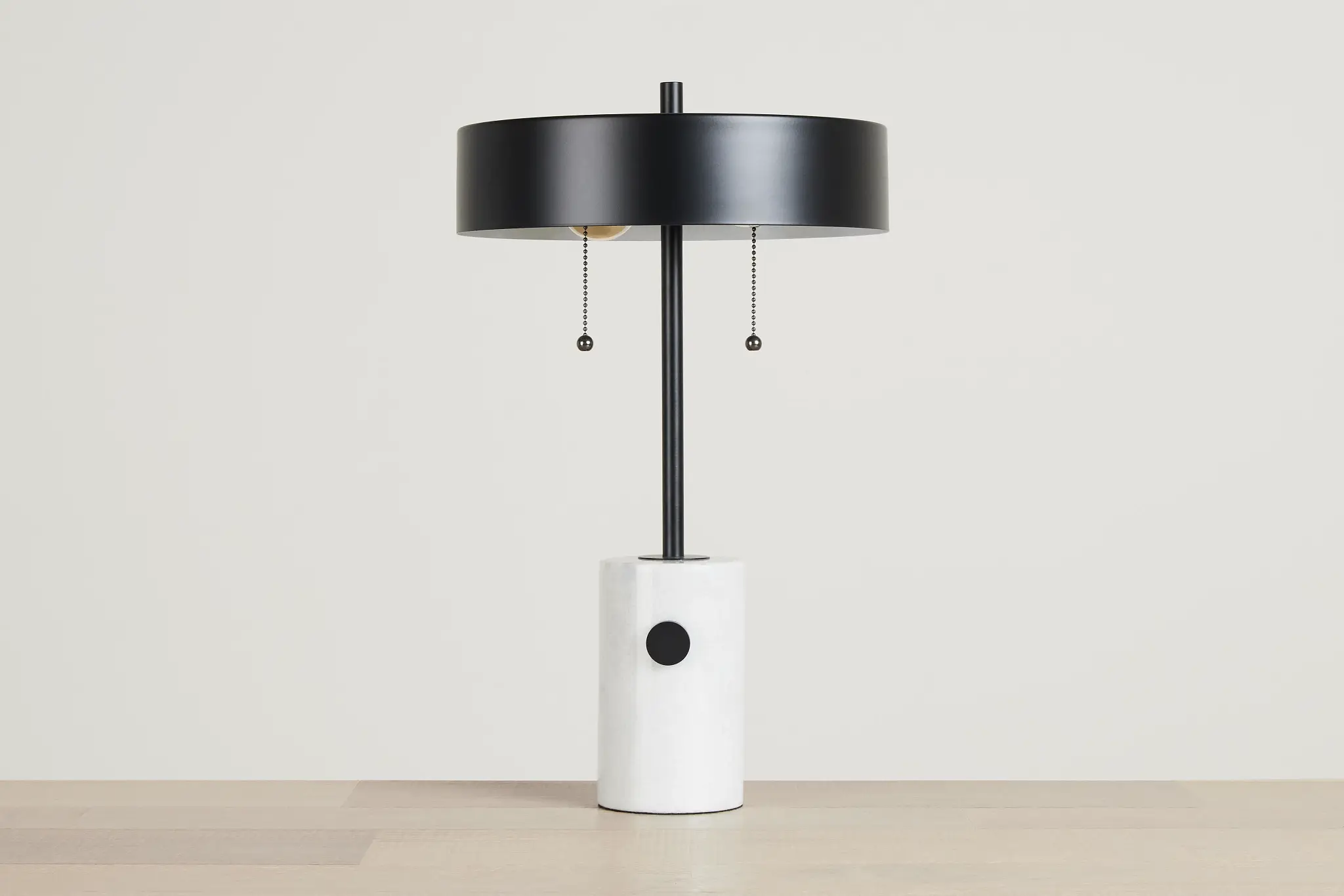 Bova Black Metal Table Lamp Bova Black Metal Table Lamp