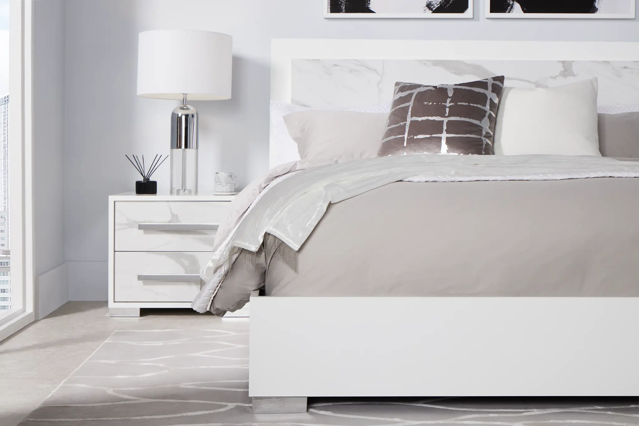 Modena White Platform Bed Modena White Platform Bed