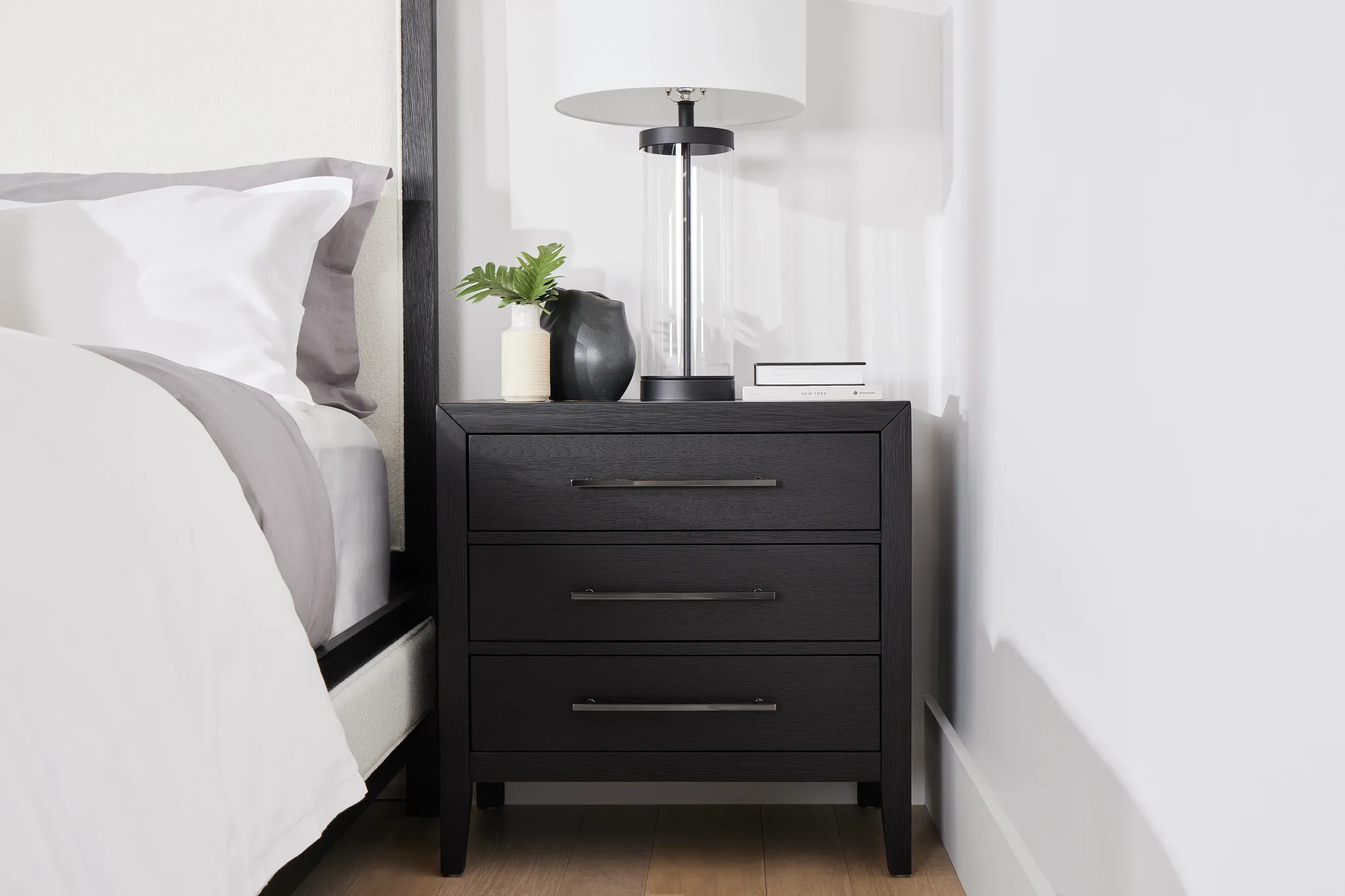 Alden Black Nightstand