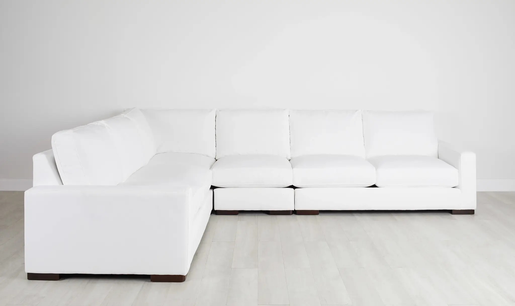 Edgewater Peyton White Medium Two-arm Sectional Edgewater Peyton White Medium Two-arm Sectional