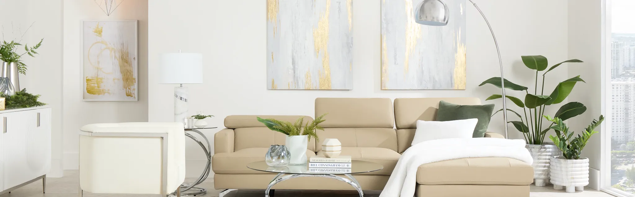 Vivian Glass 3-Pack Tables: A Touch of Glamour for Your Living Space