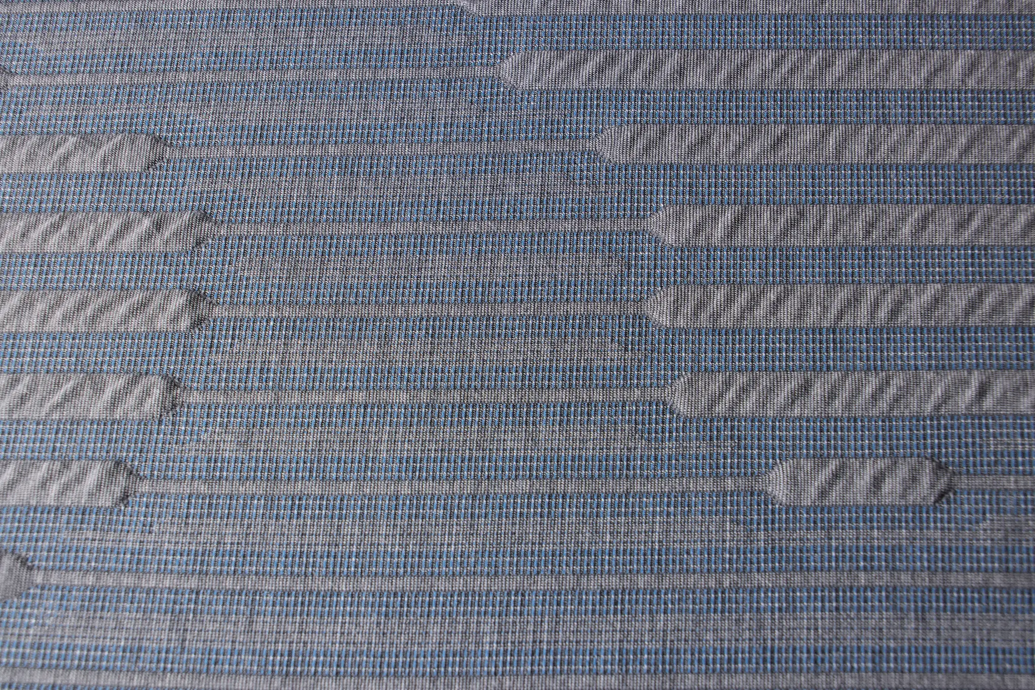 Kevin Charles By Sealy Hybrid Medium Mattress Set Kevin Charles By Sealy Hybrid Medium Mattress Set