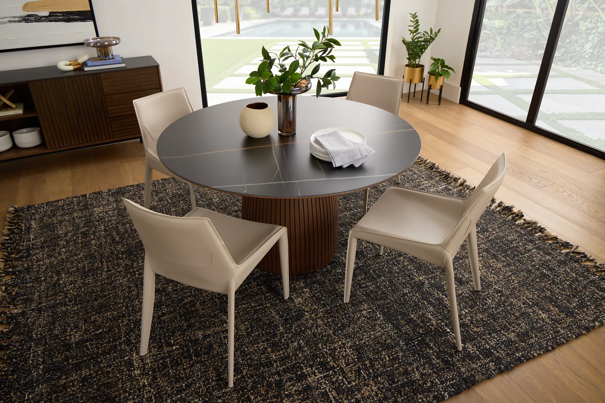 Wayne Two-tone Stone Round Table Wayne Two-tone Stone Round Table