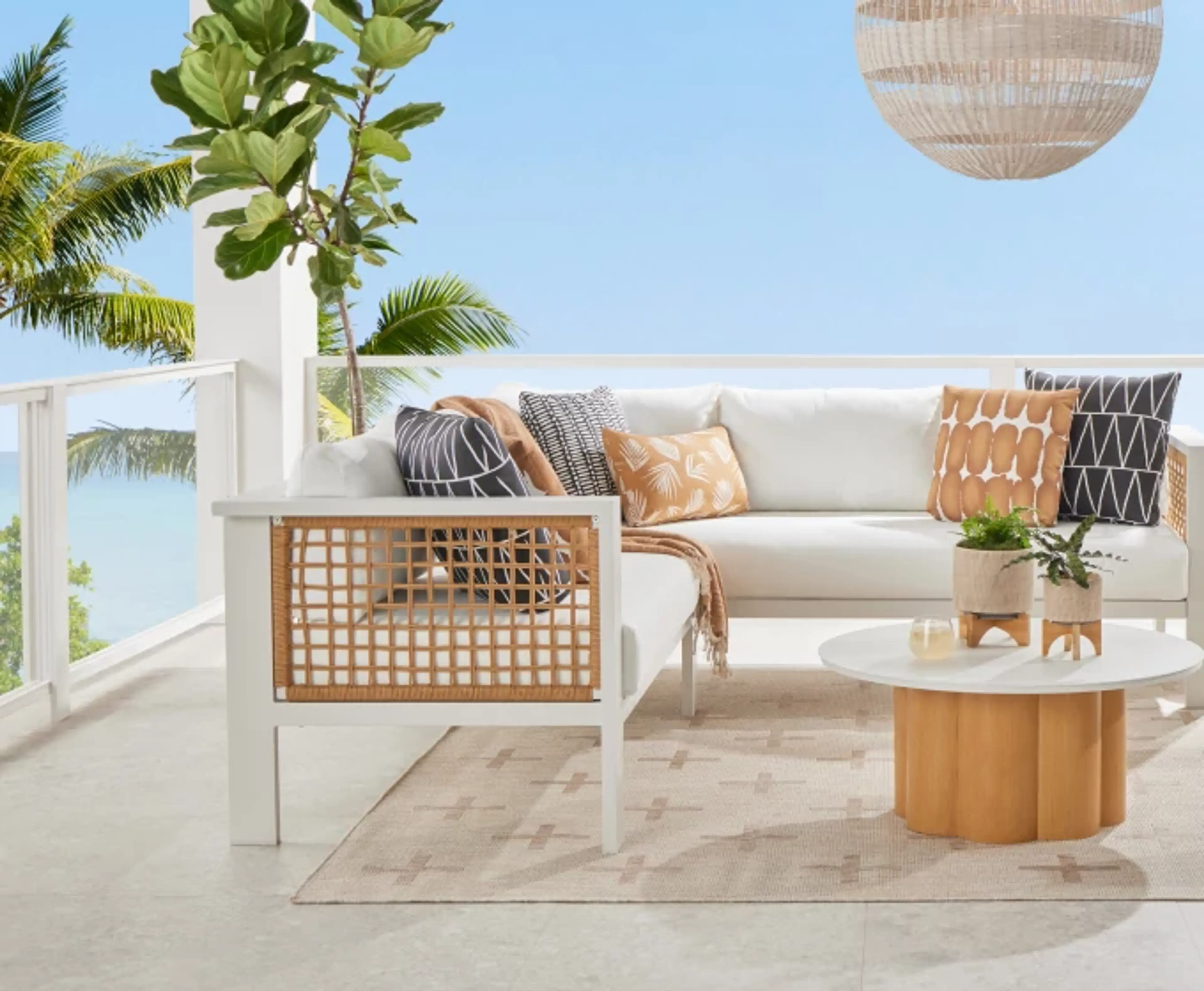 Transform Your Outdoor Space with the Modern Sunrise Collection