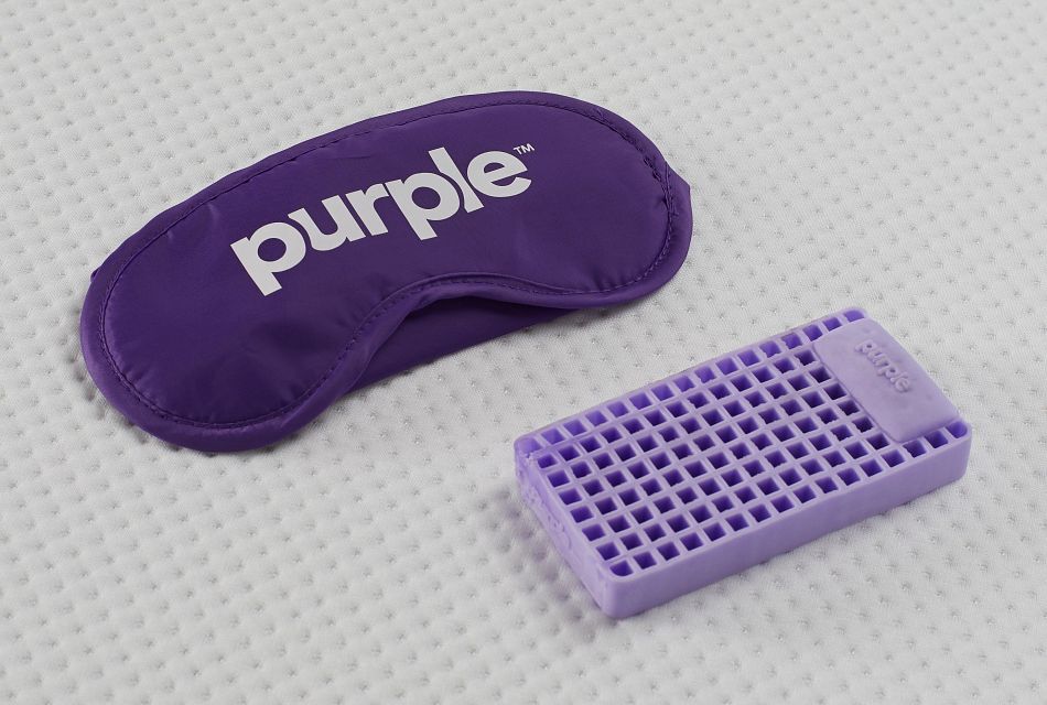 purple shopper foot support