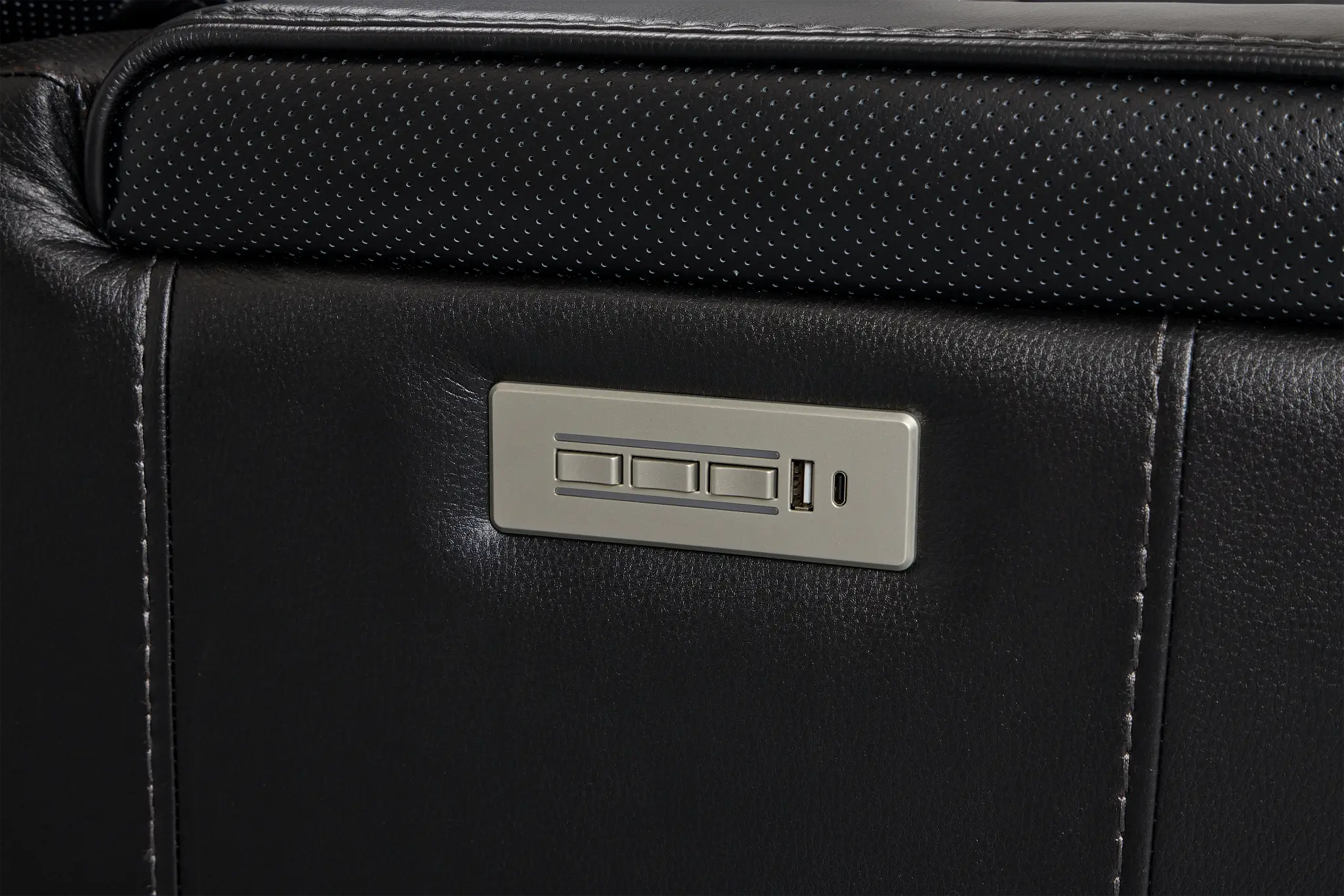 Eclipse Black Lthr/vinyl Power Reclining Console Loveseat W/ Massage Eclipse Black Lthr/vinyl Power Reclining Console Loveseat W/ Massage