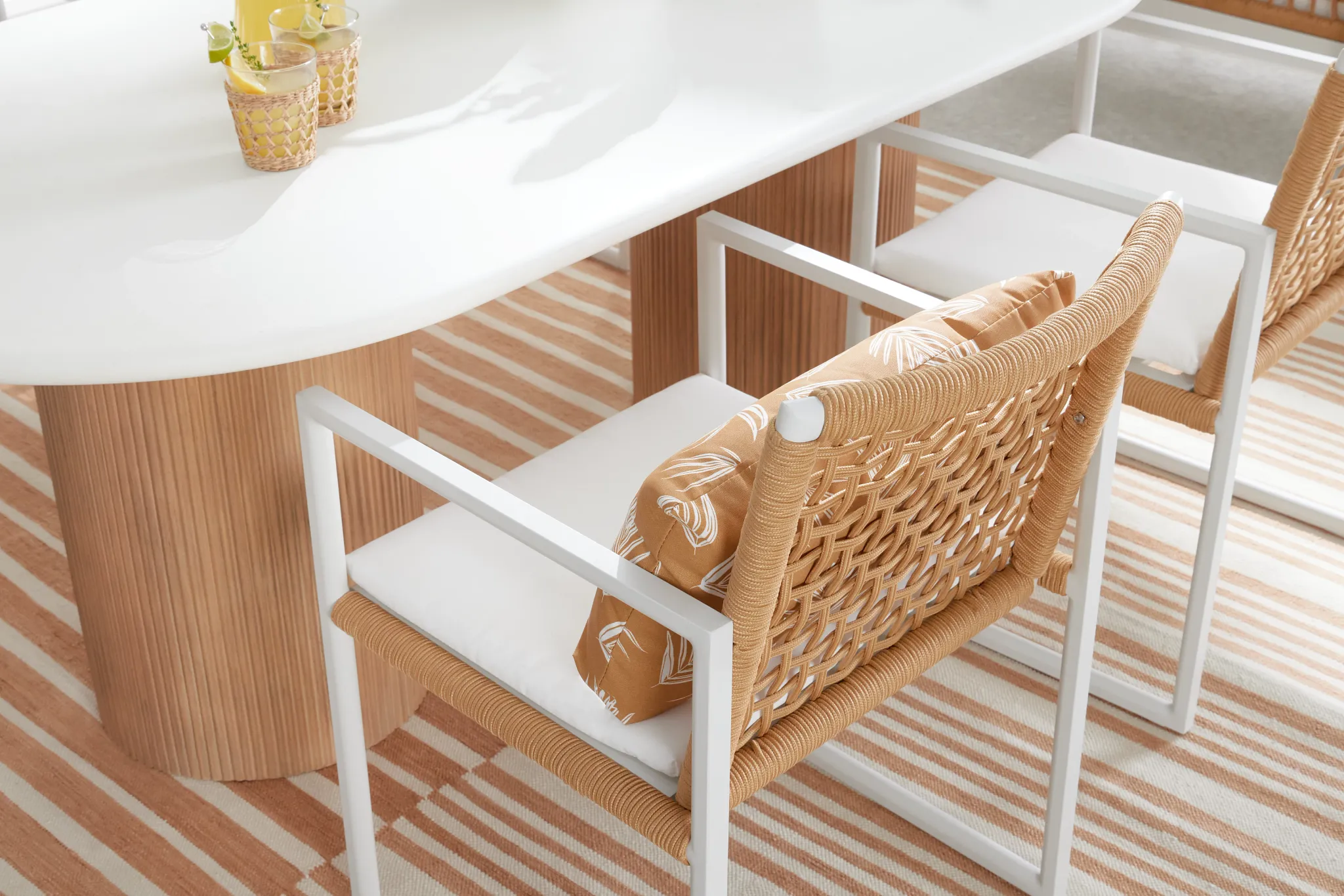 Sunrise White Aluminum Arm Chair