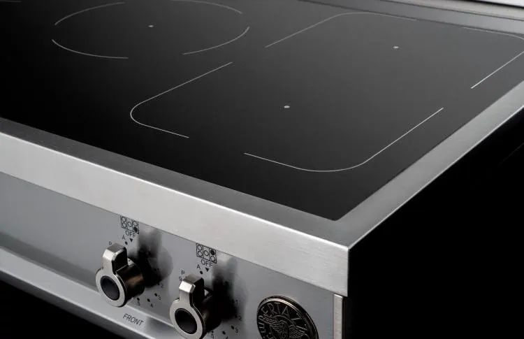 Bertazzoni 365 Series Black 36" Induction Cook Top