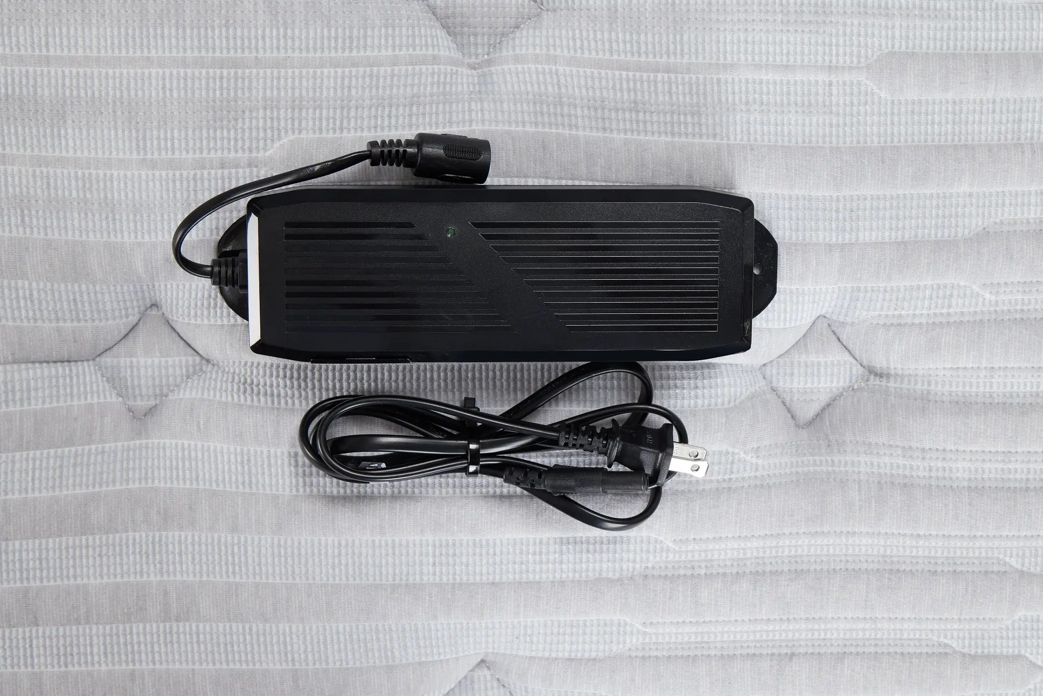 Kevin Charles By Sealy Essential Plush Plus Adjustable Mattress Set Kevin Charles By Sealy Essential Plush Plus Adjustable Mattress Set