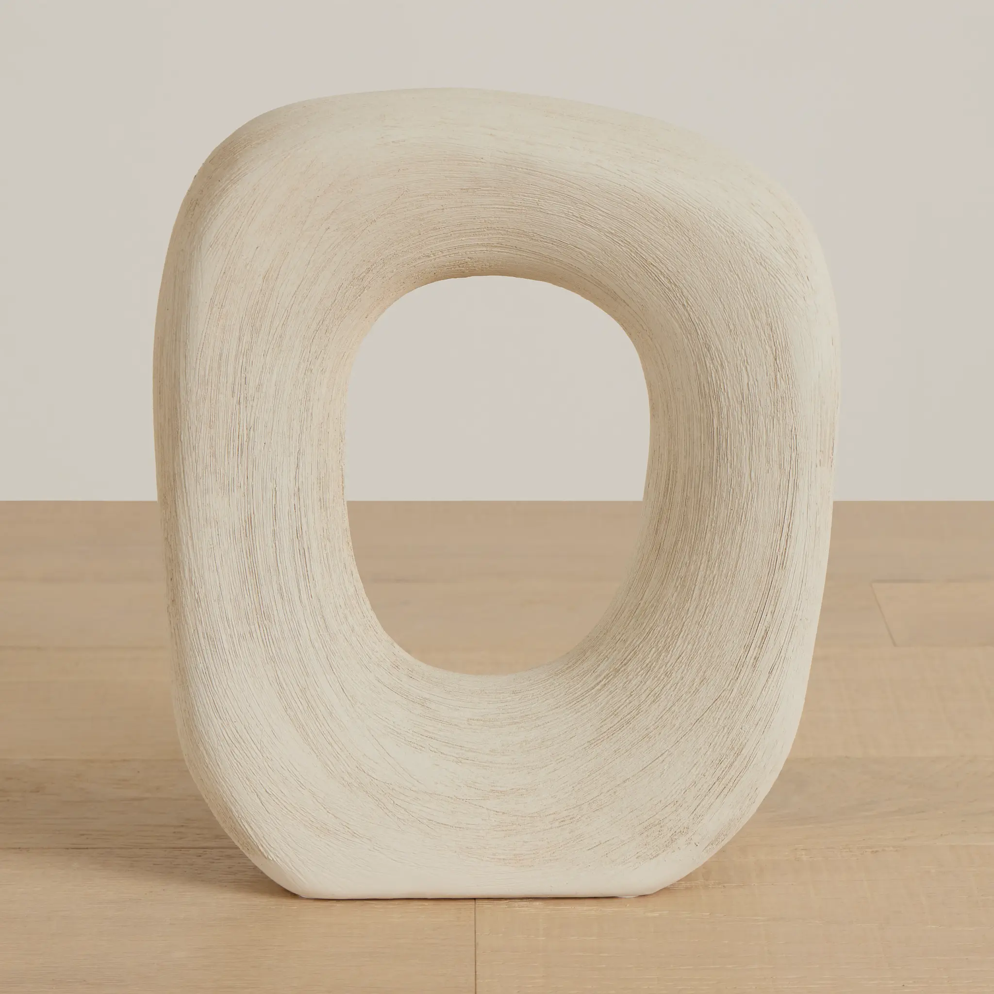 Siry Ivory Short Sculpture Siry Ivory Short Sculpture