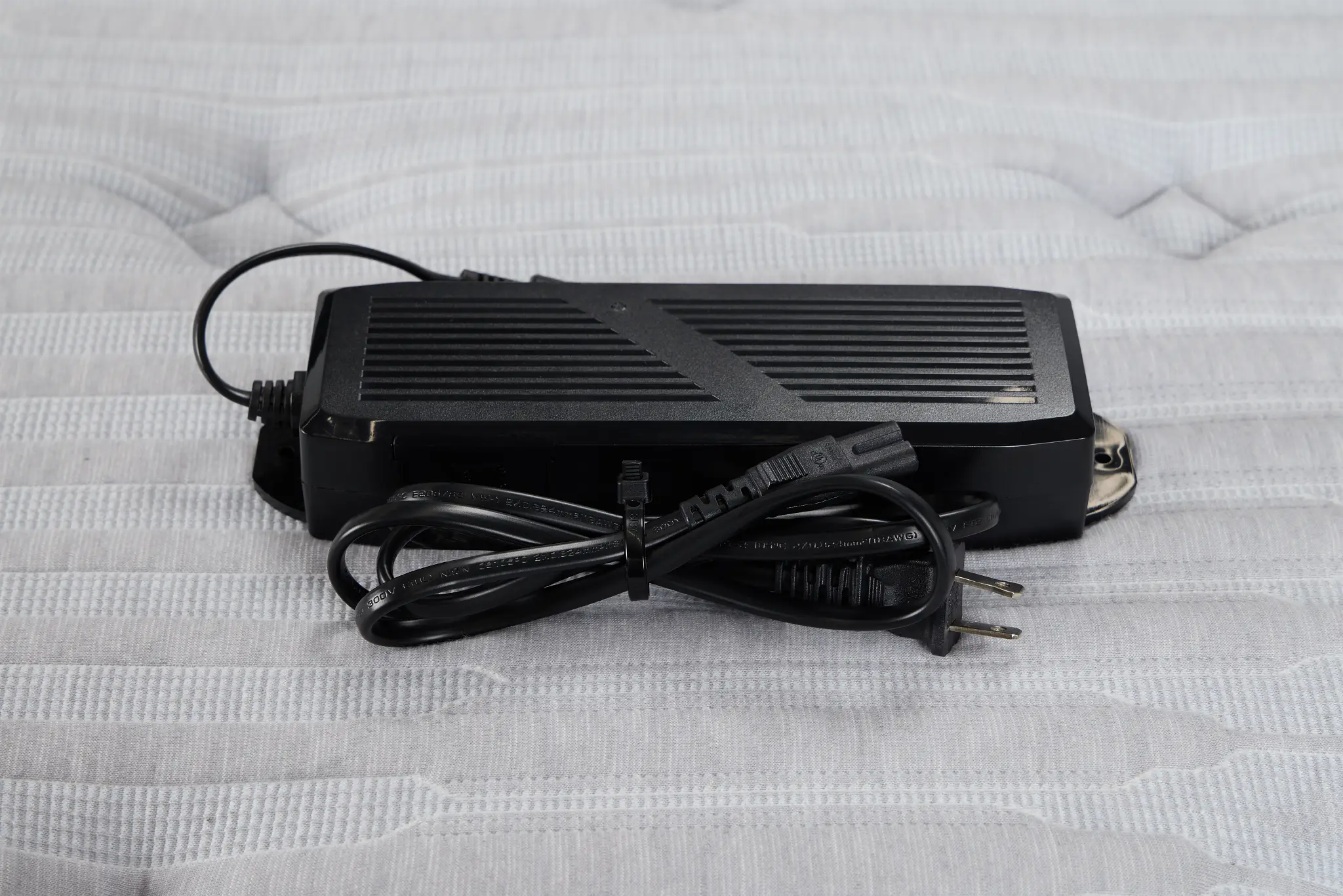 Kevin Charles By Sealy Essential Plush Elite Adjustable Mattress Set Kevin Charles By Sealy Essential Plush Elite Adjustable Mattress Set