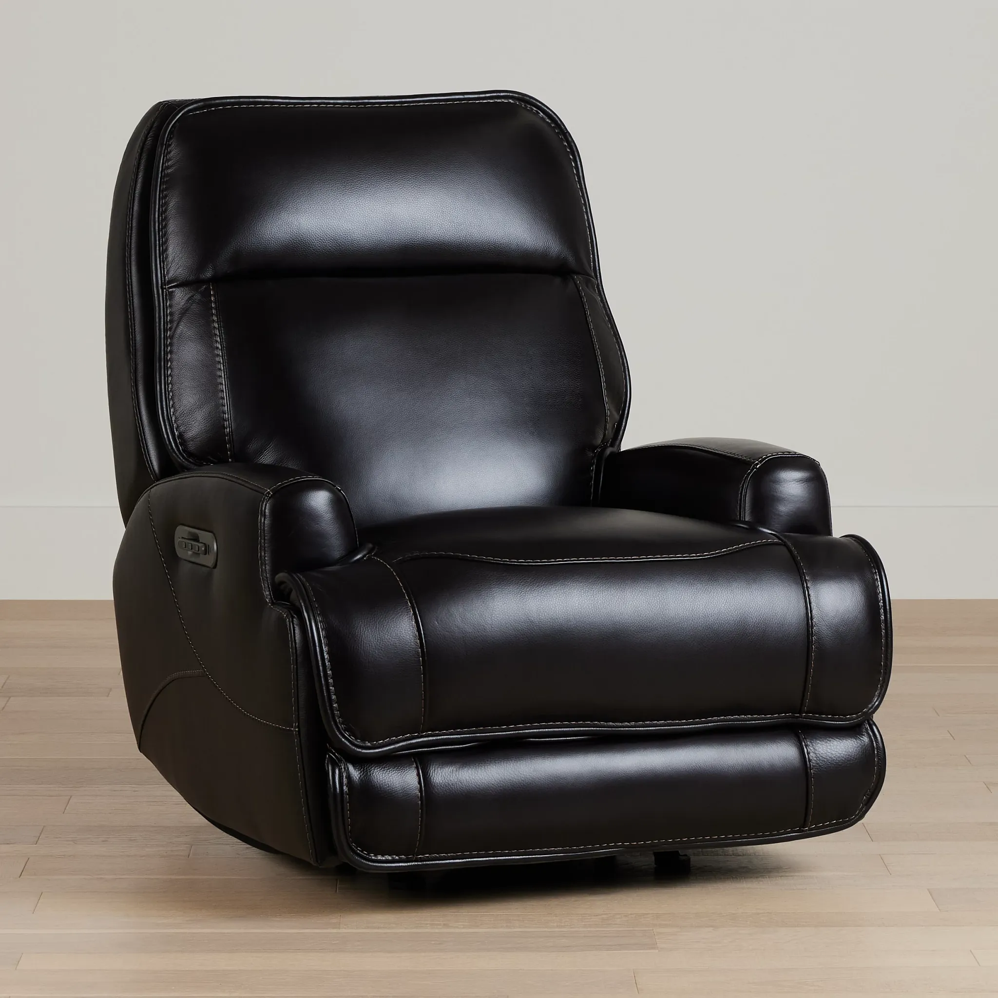 Casey Black Lthr/vinyl Power Rocker Recliner