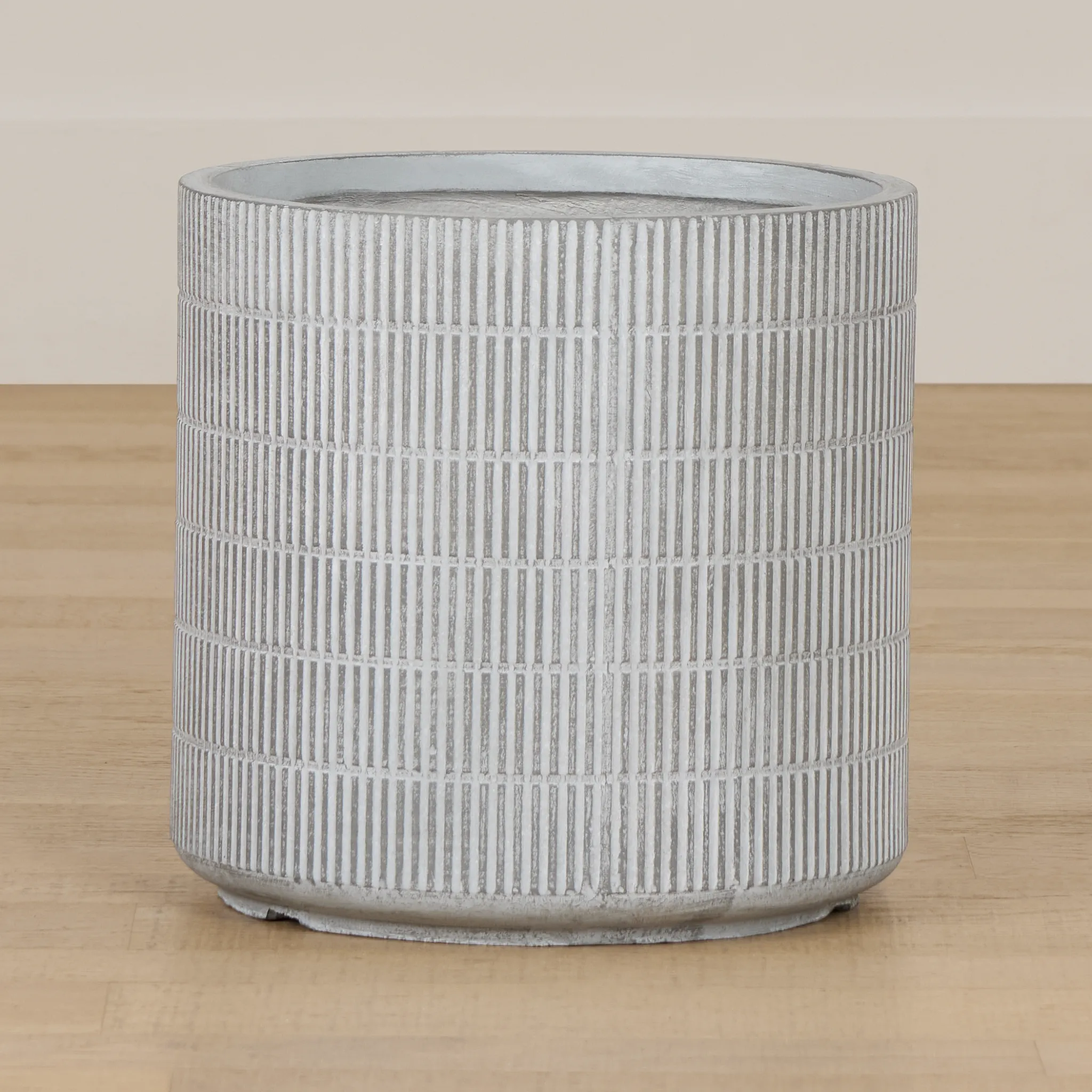 Lilani Light Gray Small Planter