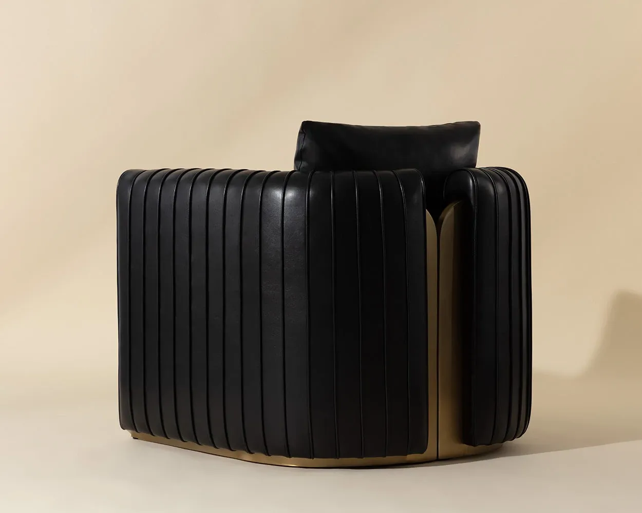 Abbey Black Lthr/vinyl Accent Chair