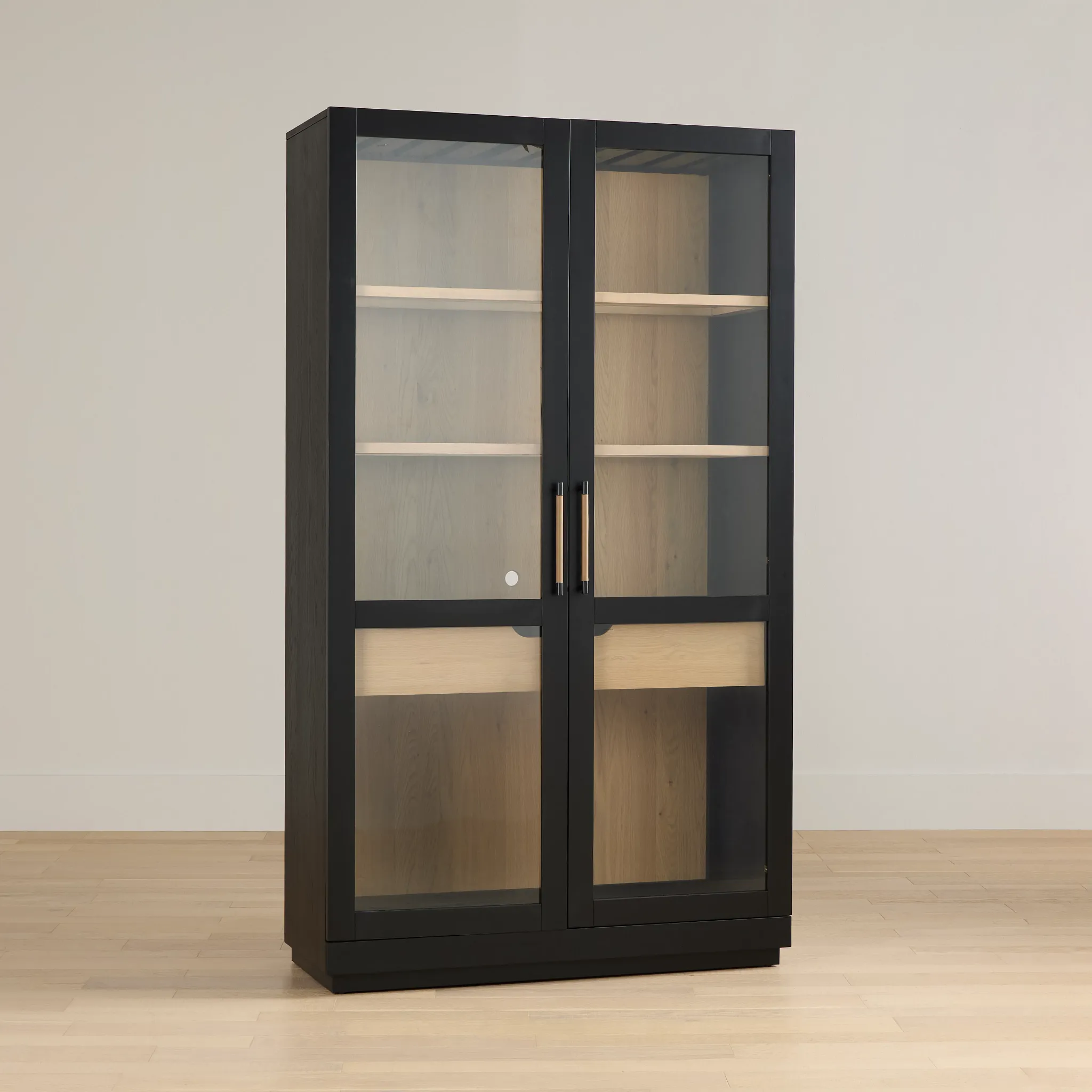 Highland Black Curio