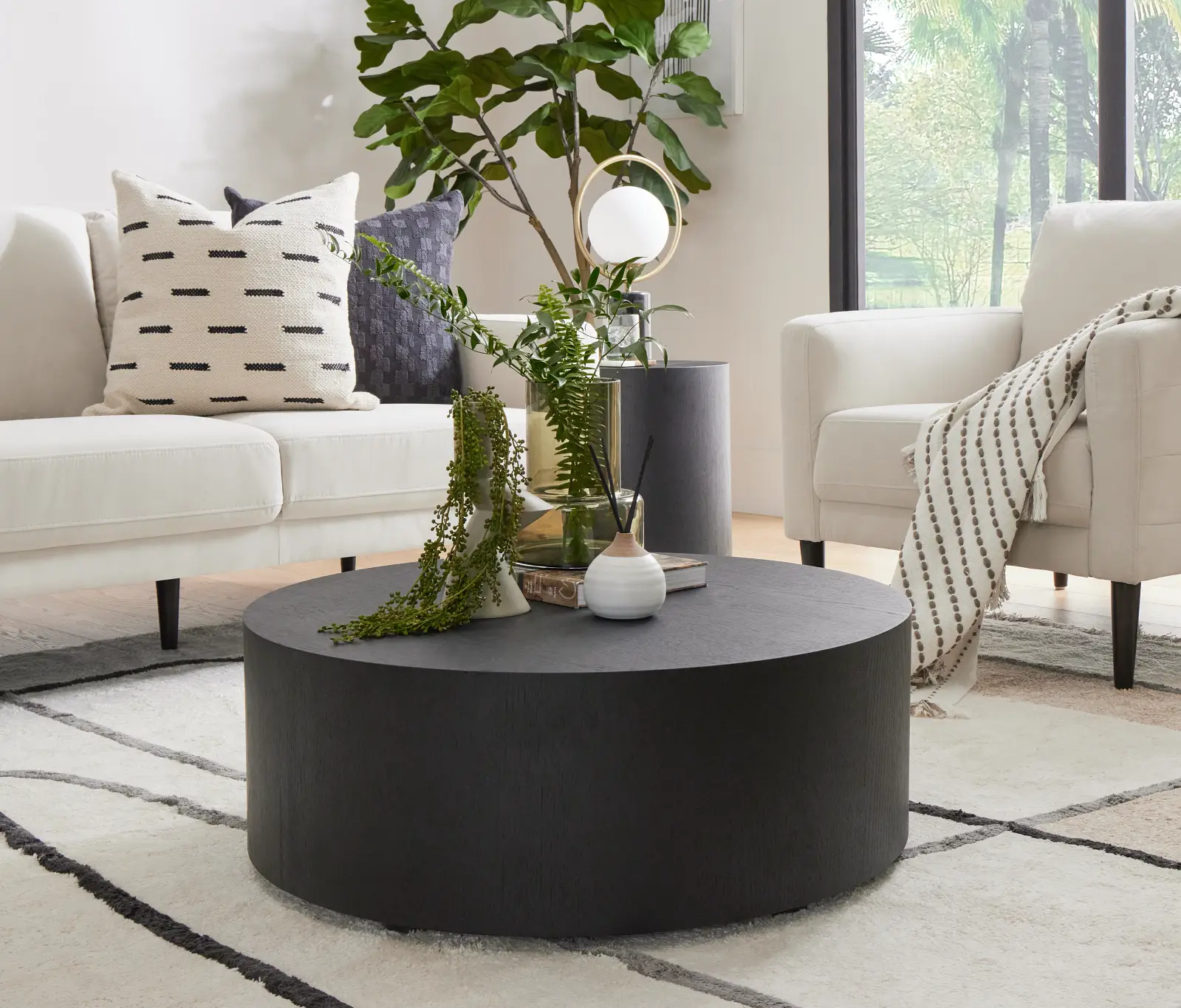 1. What's the Ideal Coffee Table Size and Height? 1. What's the Ideal Coffee Table Size and Height?