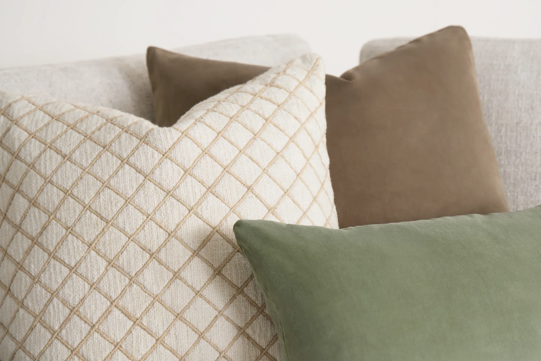 Wren Beige 22" Accent Pillow