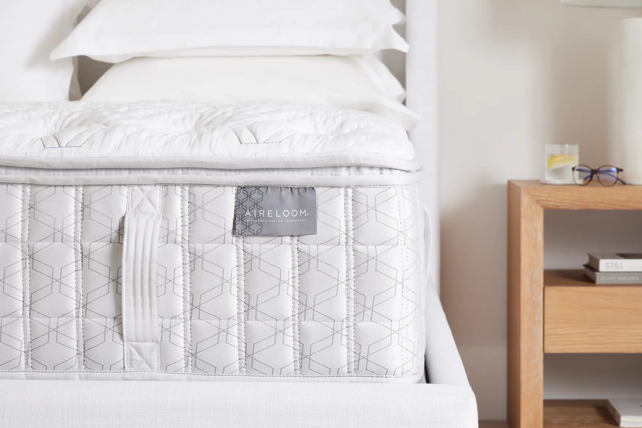 Aireloom Timeless Odyssey Luxetop M1 Plush 15.5" Mattress Aireloom Timeless Odyssey Luxetop M1 Plush 15.5" Mattress